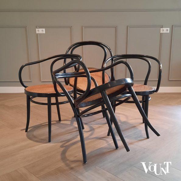 Set van 4 zwarte 209 stoelen, Ligna, jaren '70