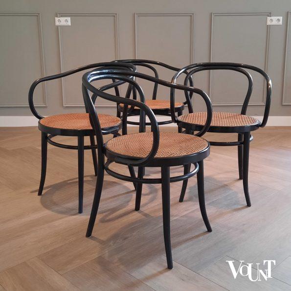 Set van 4 zwarte 209 stoelen, Ligna, jaren '70