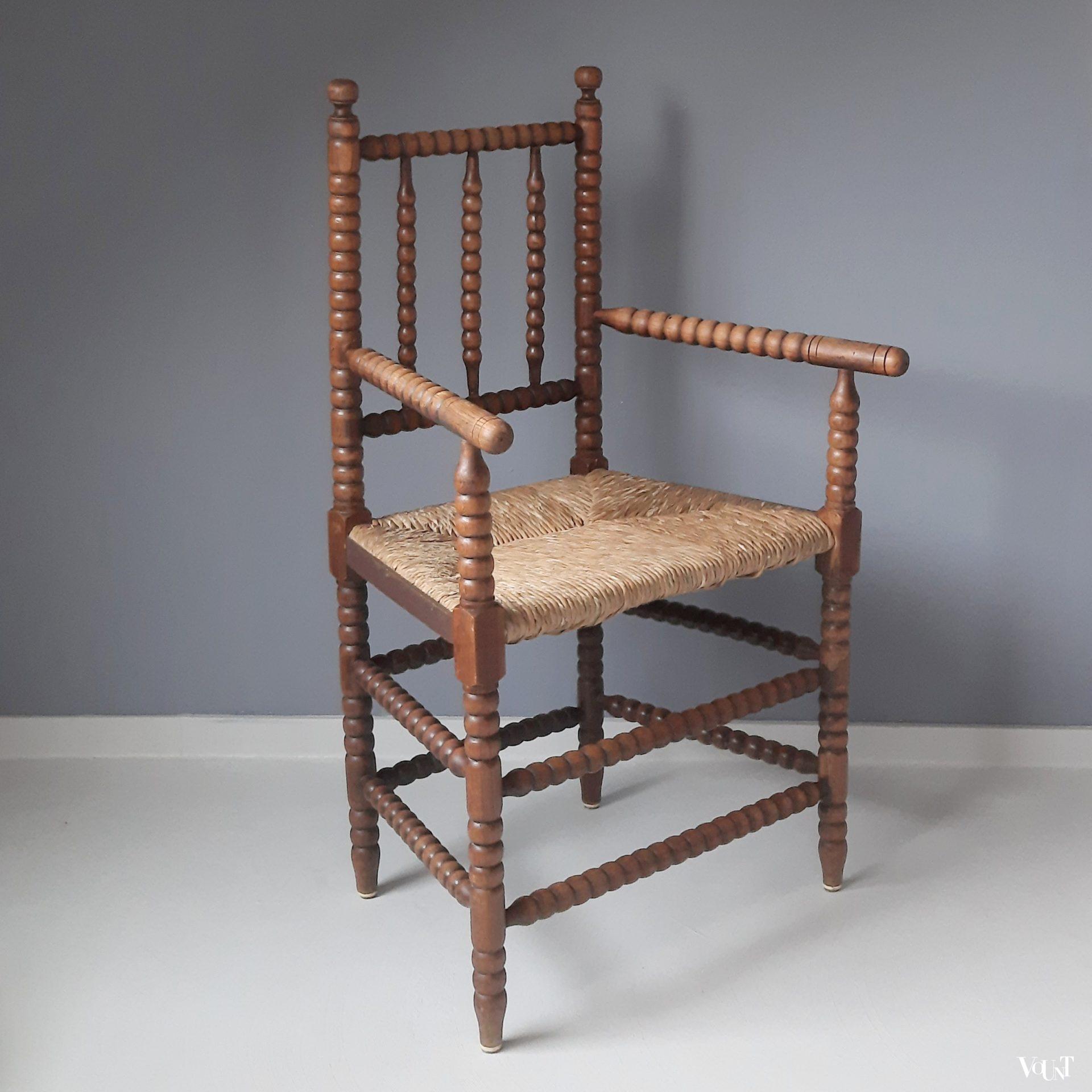 Nederlandse knobbelstoel of bobbin chair, 1e helft 20e eeuw