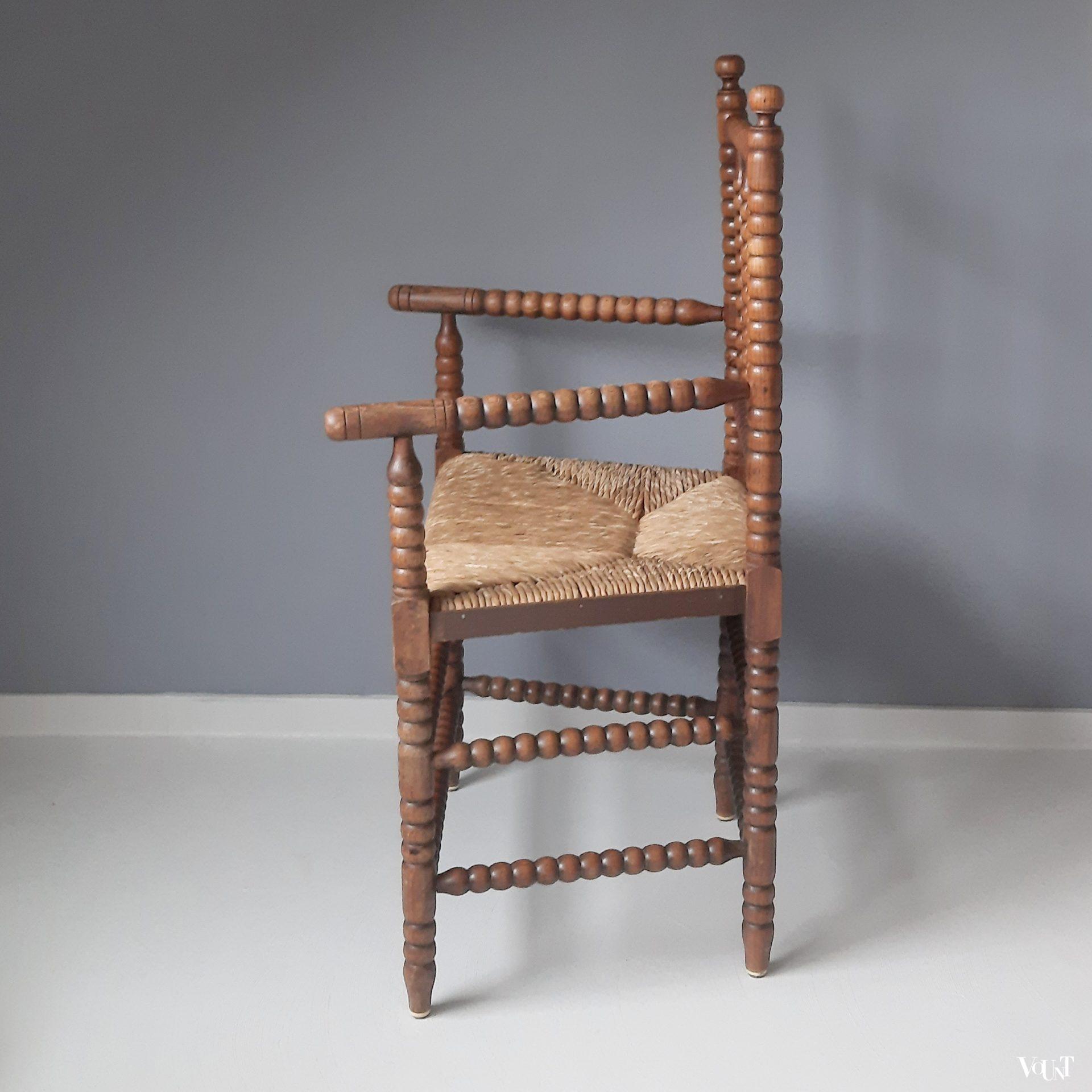 Nederlandse knobbelstoel of bobbin chair, 1e helft 20e eeuw