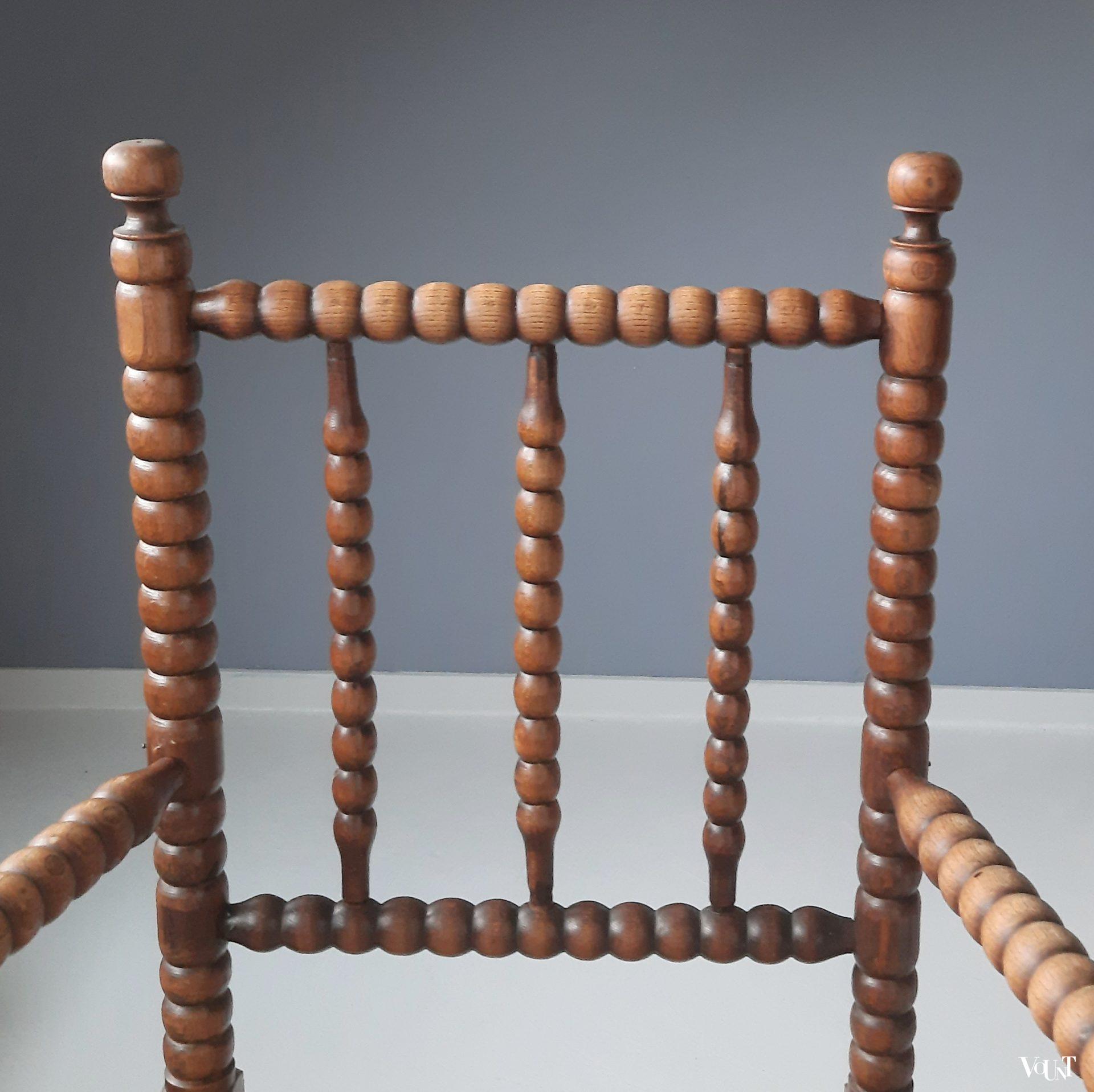 Nederlandse knobbelstoel of bobbin chair, 1e helft 20e eeuw