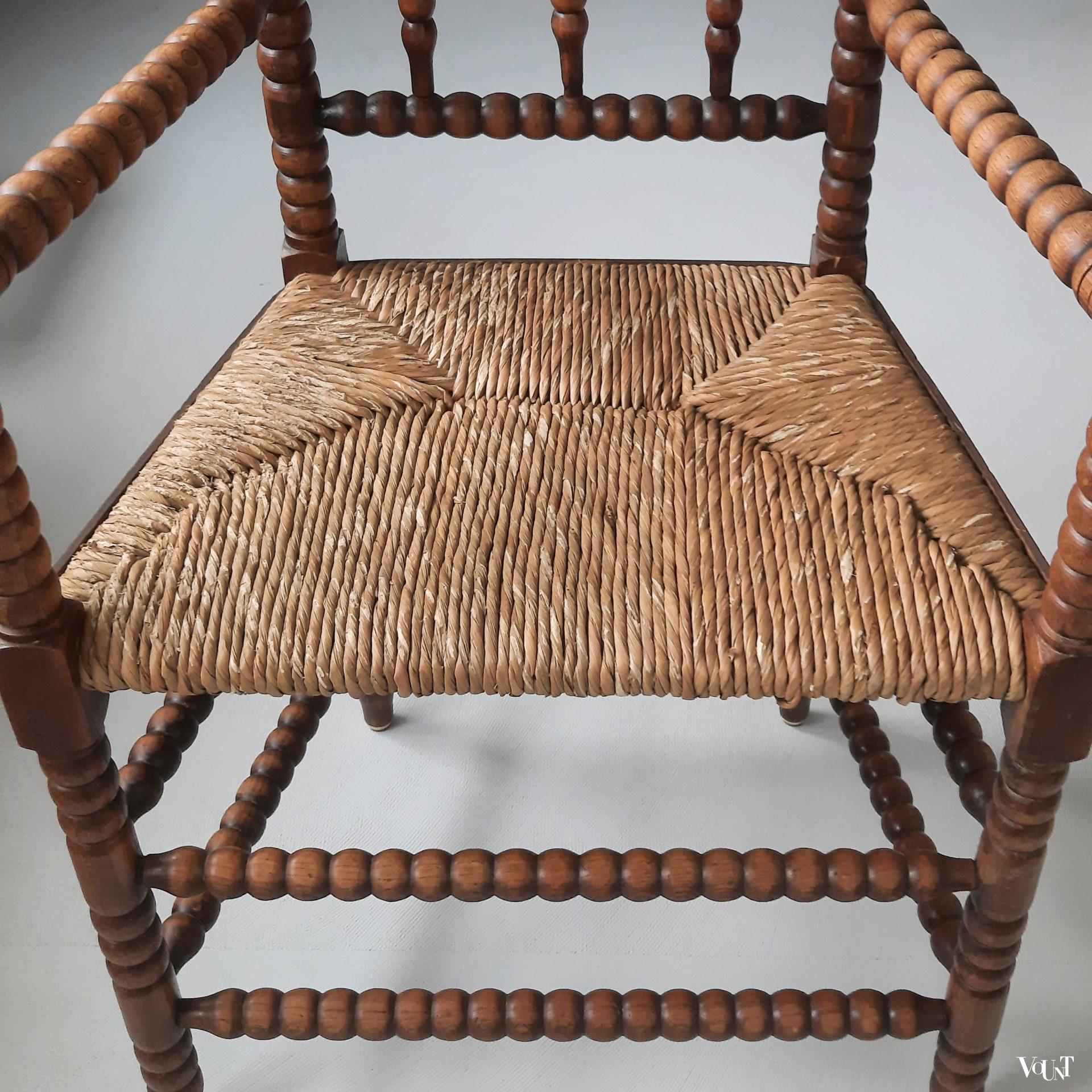 Nederlandse knobbelstoel of bobbin chair, 1e helft 20e eeuw