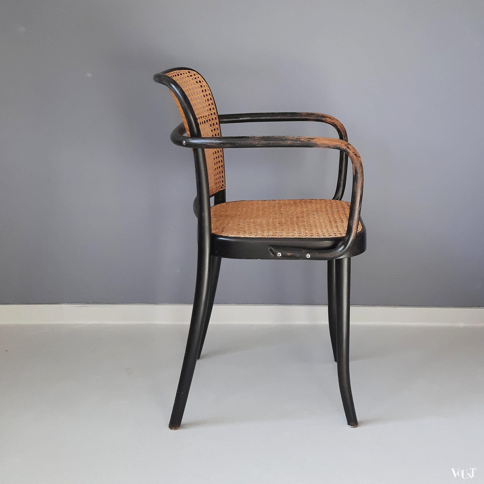 Zwarte Praag of 811 stoel, Ligna Drevounia, jaren '60
