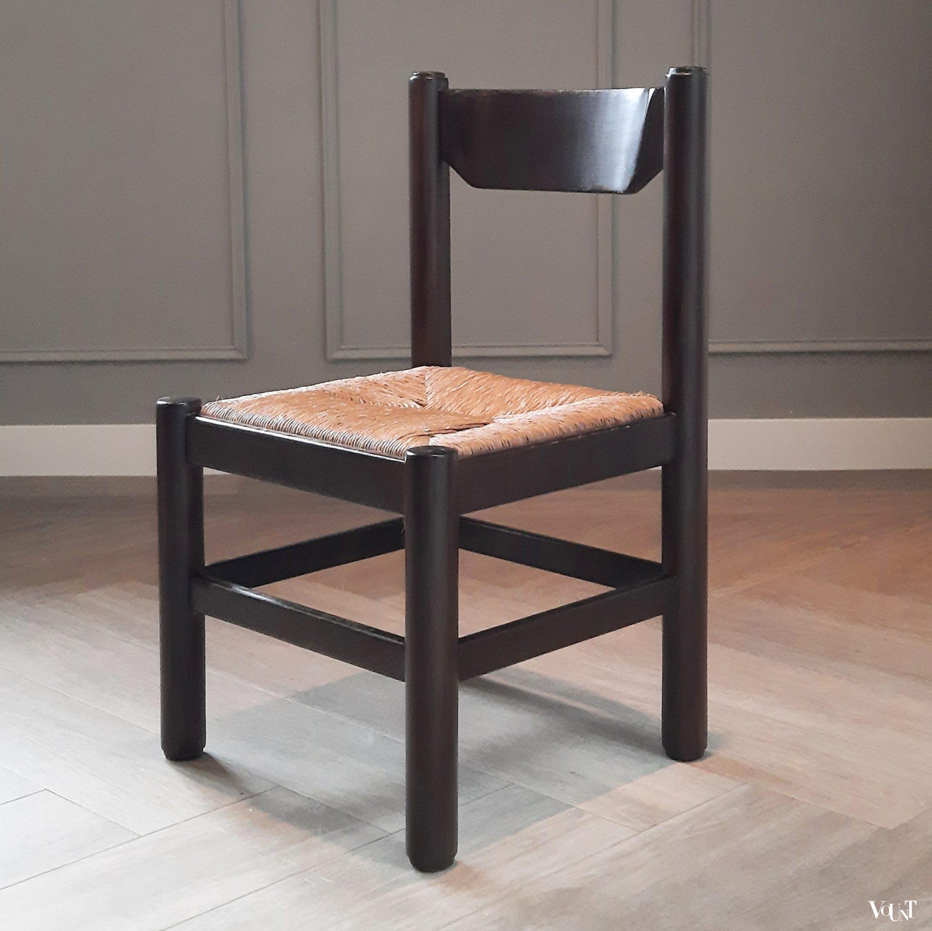 Set van 6 houten 70s stoelen met biezen zitting