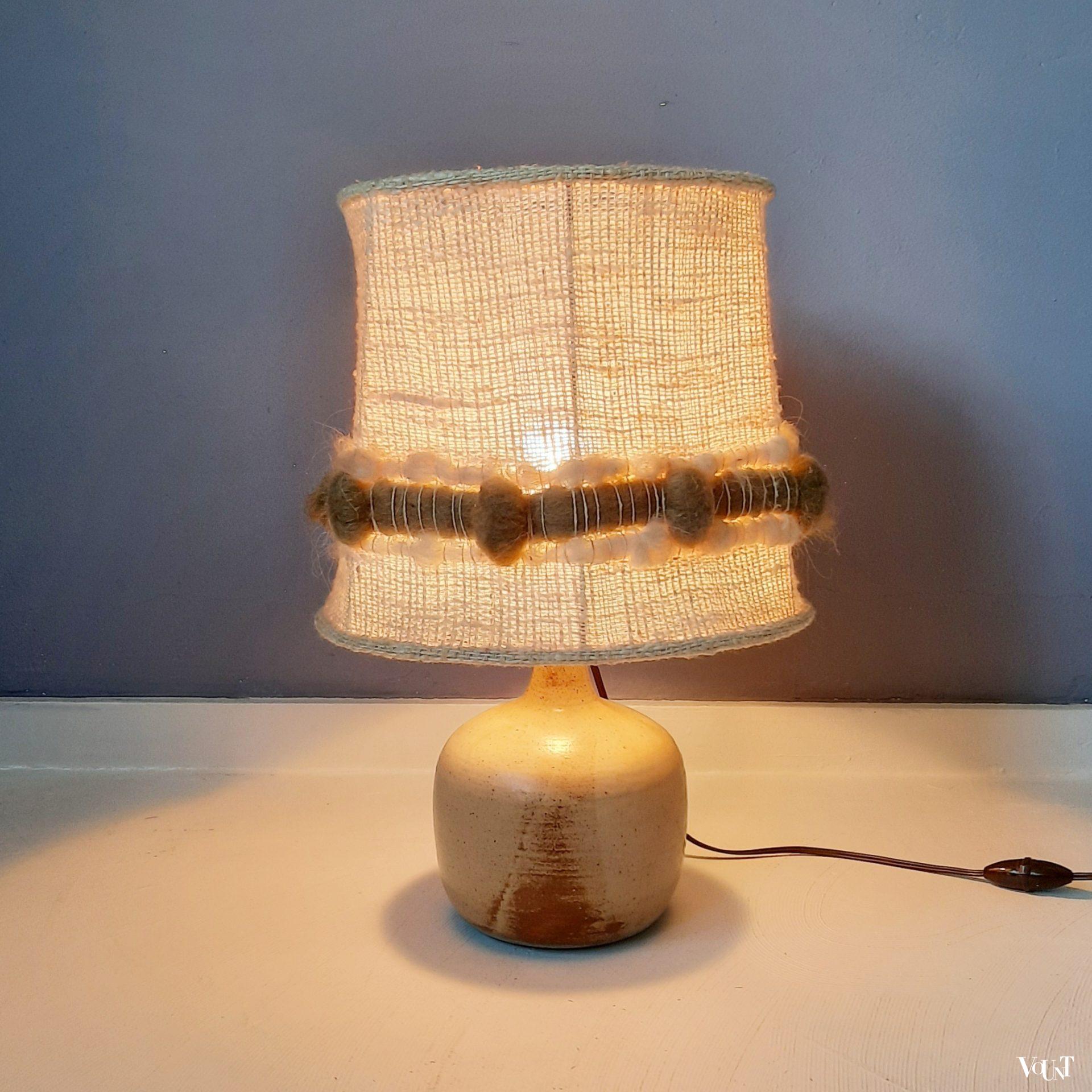 Franse tafellamp met geweven kap, Le Roux, jaren '60