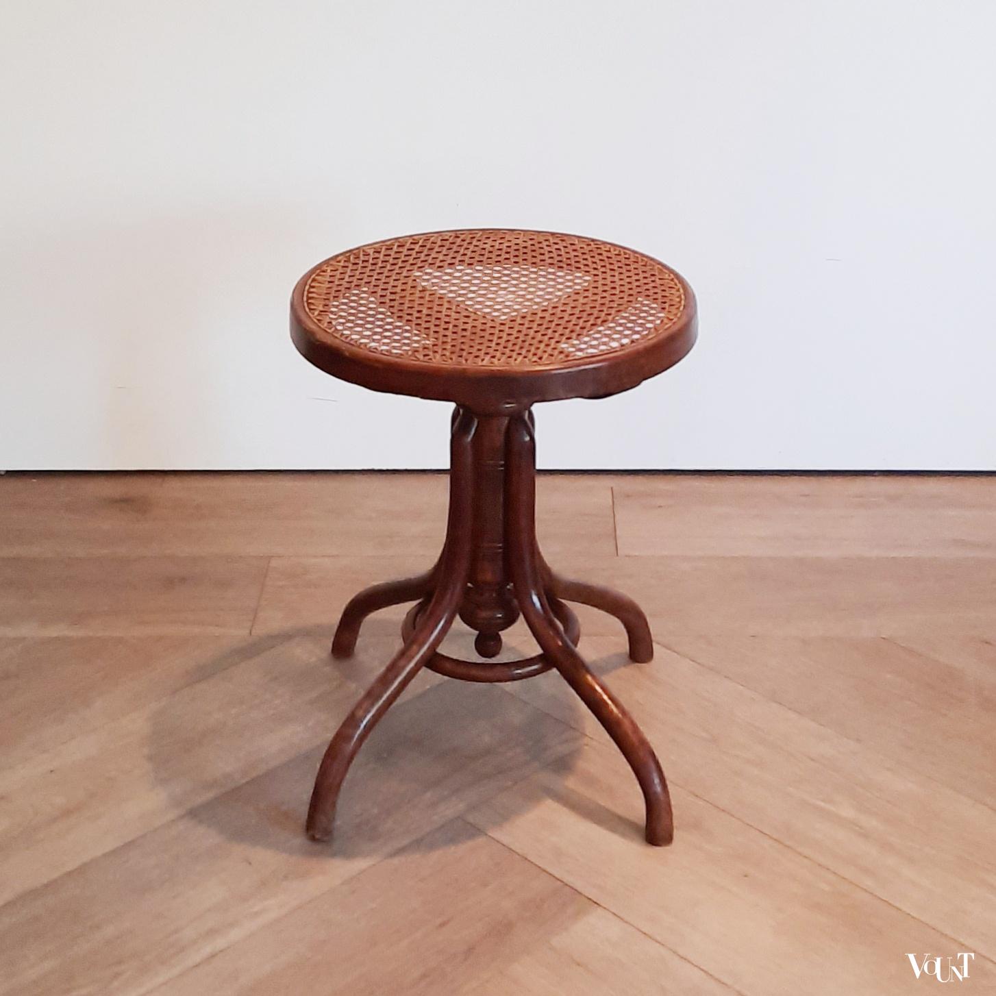 Bentwood pianokruk met rotan zitting, jaren '30