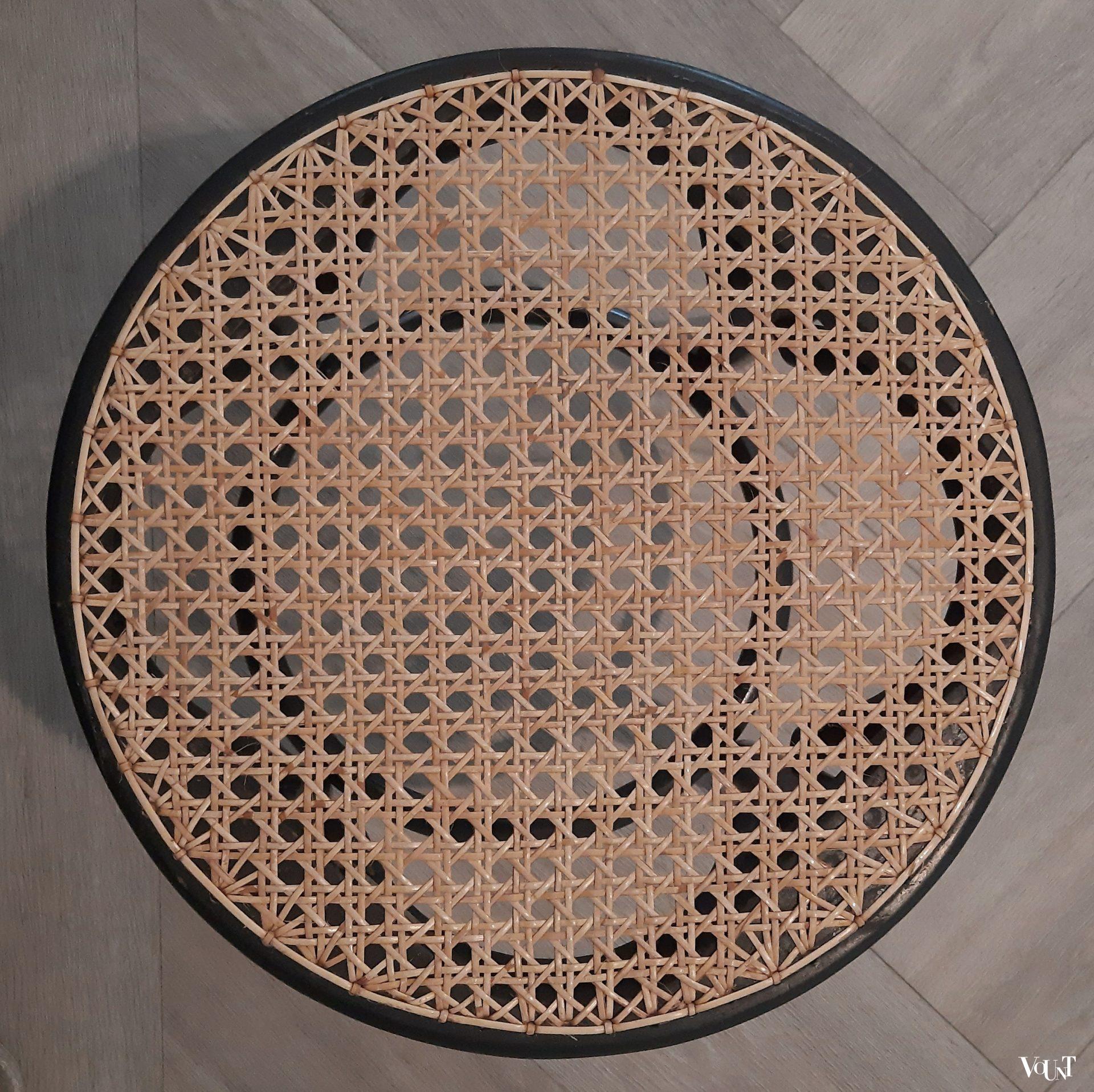 Set van 2 zwarte bentwood en rotan krukjes, jaren '80