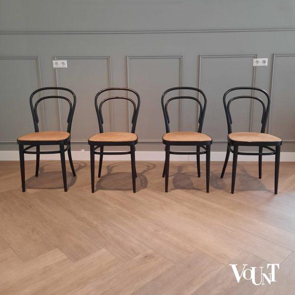 Set van 4 originele zwarte Thonet-stoelen nr. 214 R,  1983