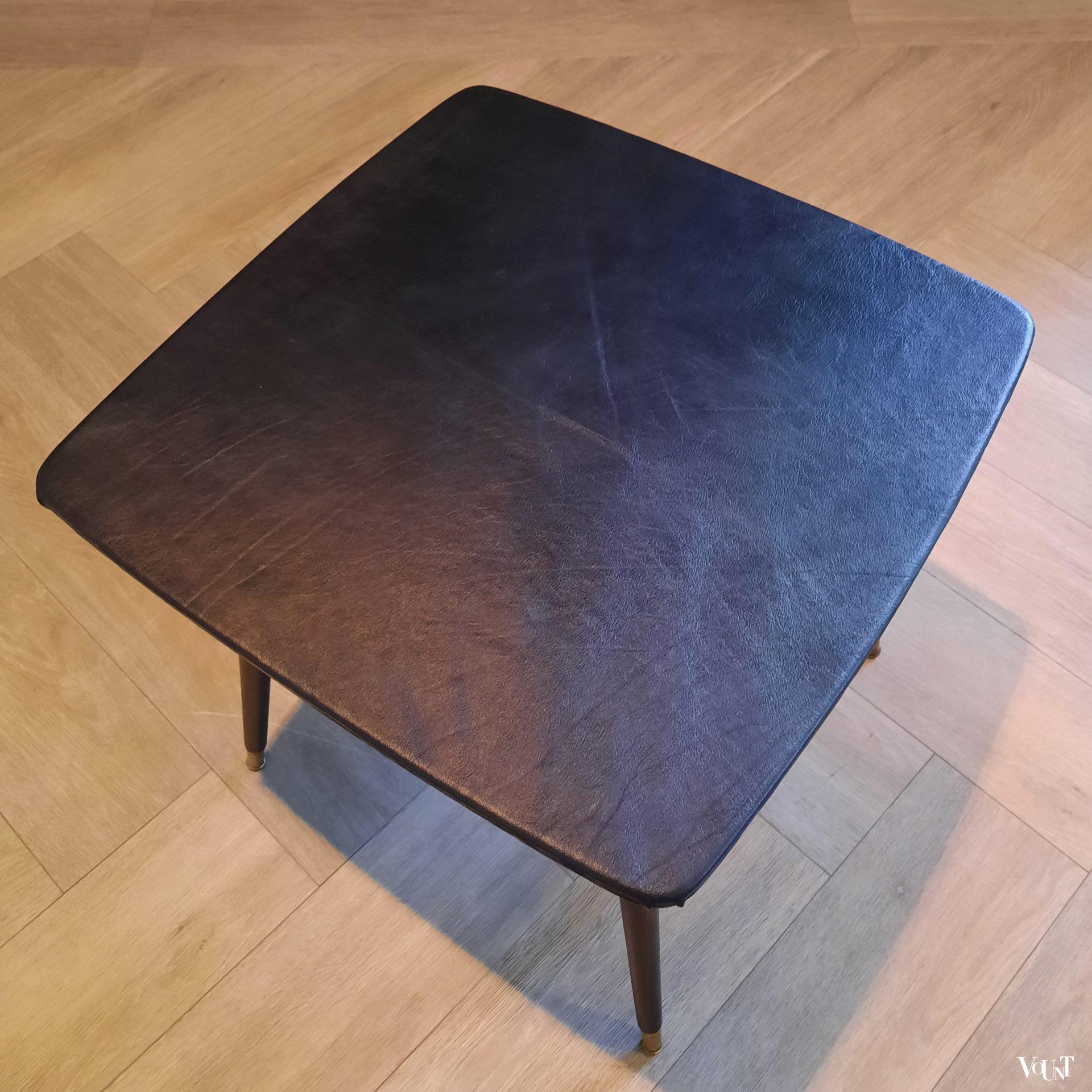 Jaren '50 tafel met zwart leren blad