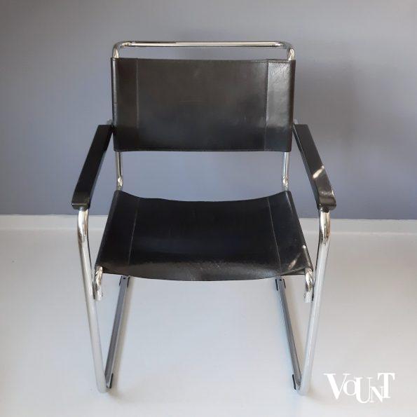 S34 buisframestoel met zwarte leren bekleding, Mart Stam voor Thonet, jaren '80