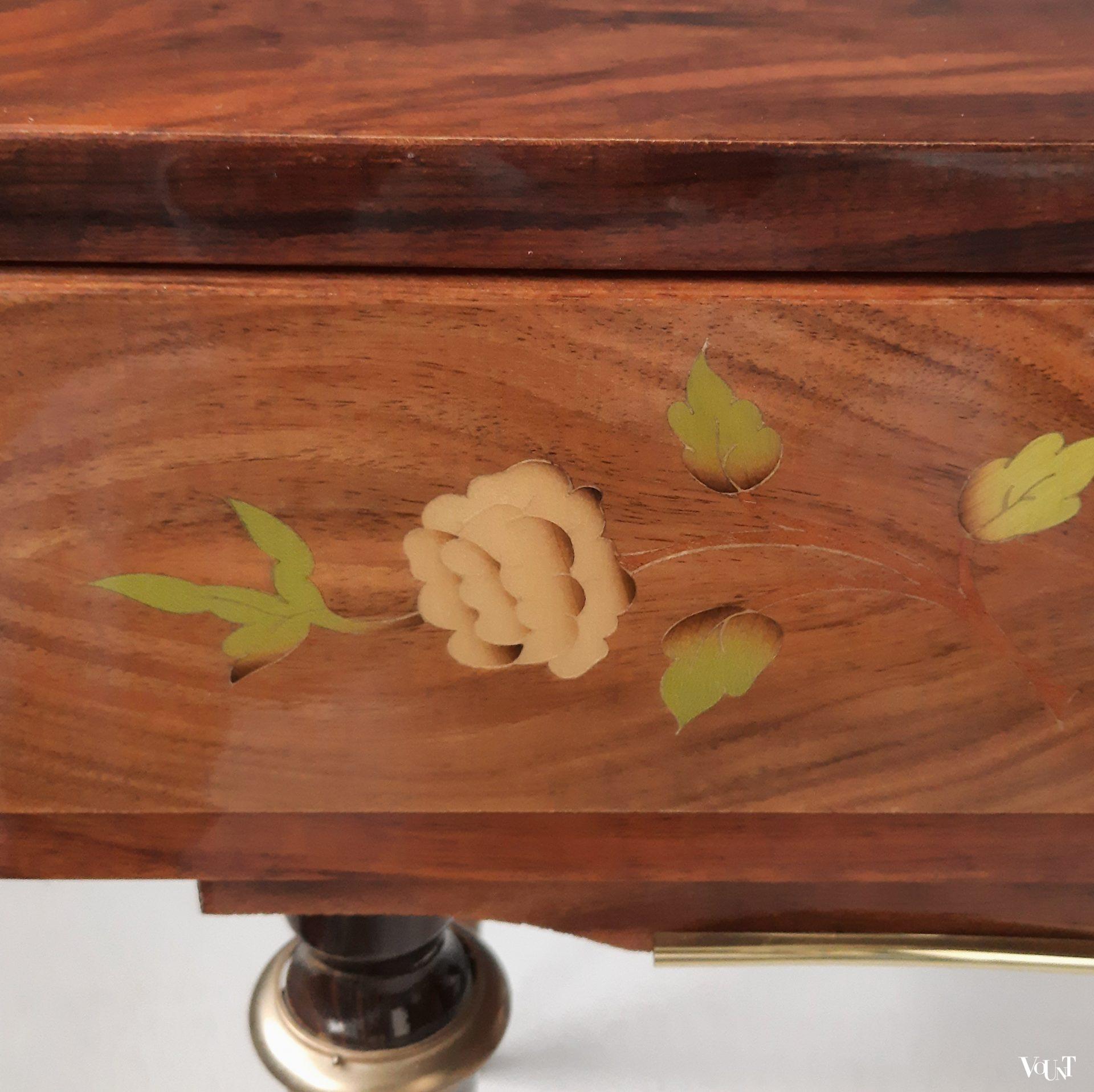 Nachtkastjes met inlegwerk, Frankrijk, jaren '70