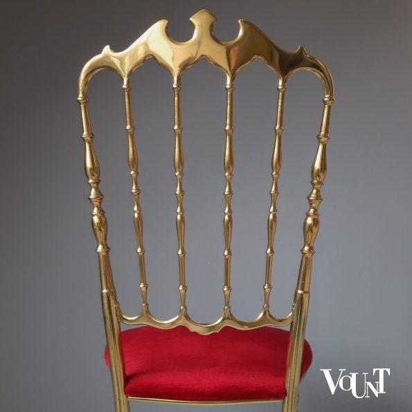Messing Chiavari-stoeltje met rood fluwelen bekleding, Italië, jaren ‘60 (nr. 3)