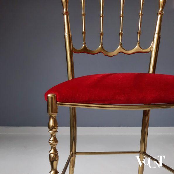 Messing Chiavari-stoeltje met rood fluwelen bekleding, Italië, jaren ‘60 (nr. 3)