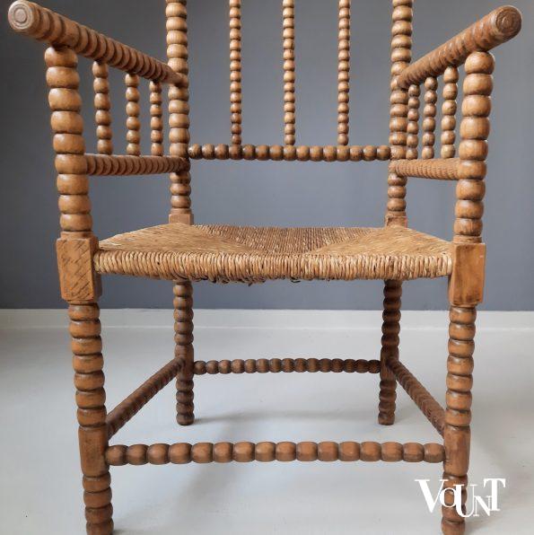 Nederlandse knobbelstoel of bobbin chair, 1e helft 20e eeuw