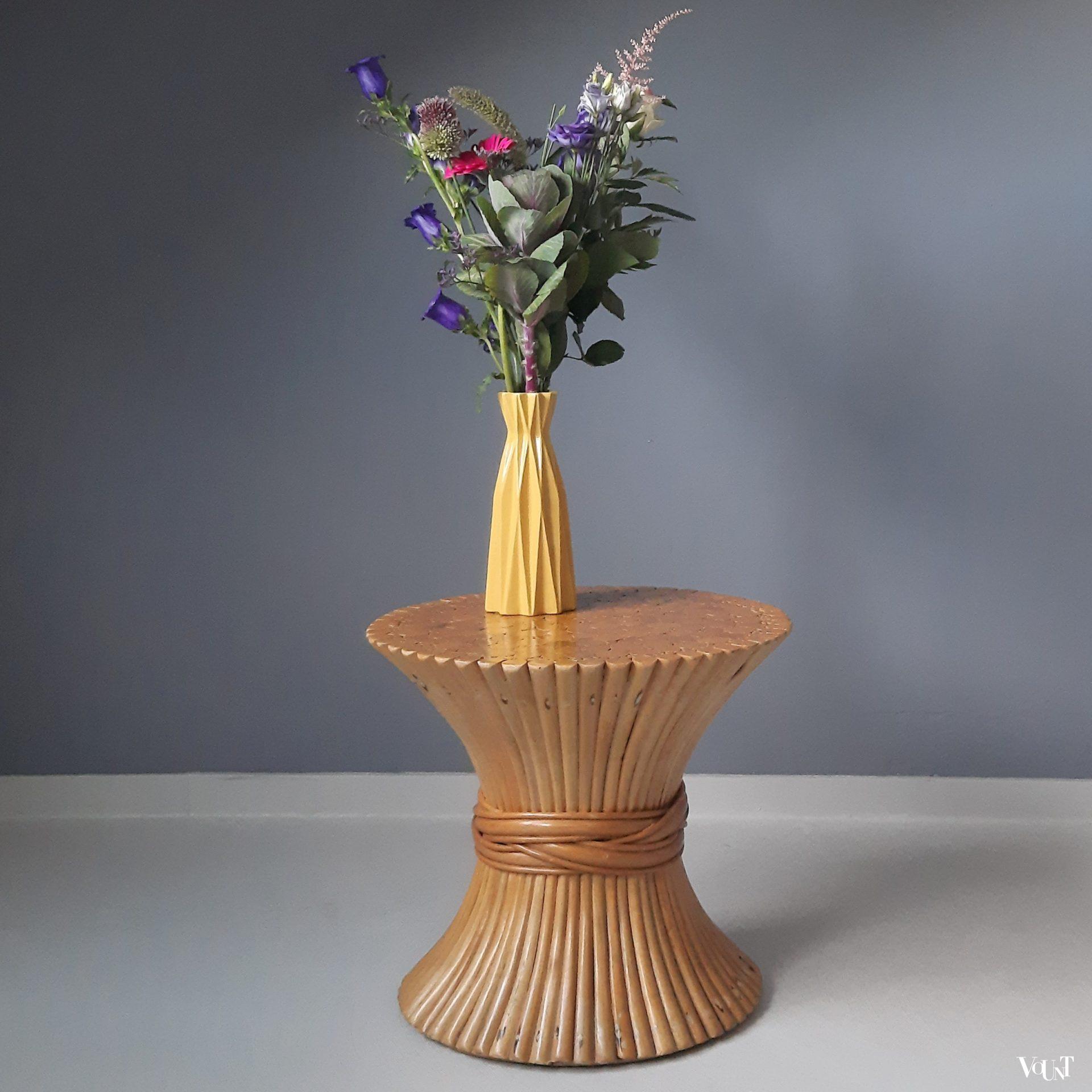 McGuire "Wheat Sheaf" bijzettafel, jaren '70