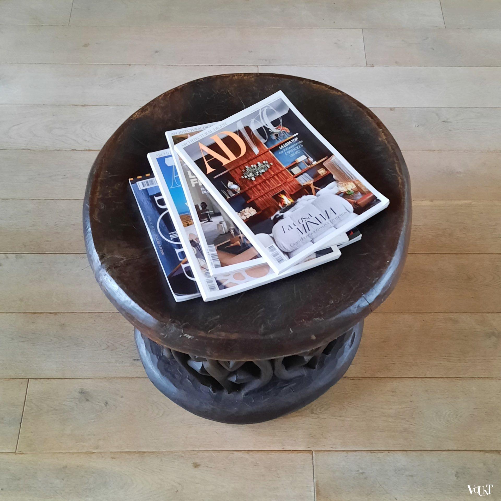 Bamileke kruk hagedissen / lizard stool, Kameroen, jaren '60/'70