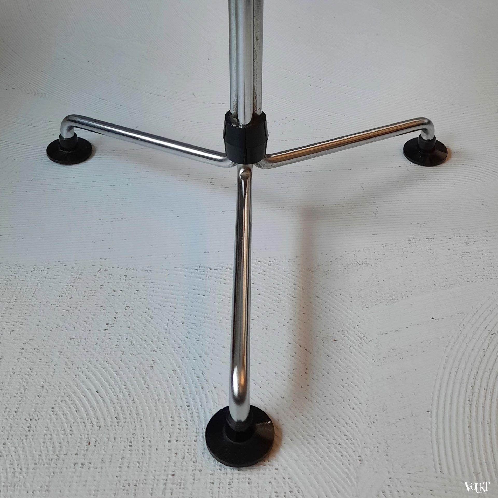 3 ronde bijzettafeltjes, Brabantia Home Steel, jaren '70