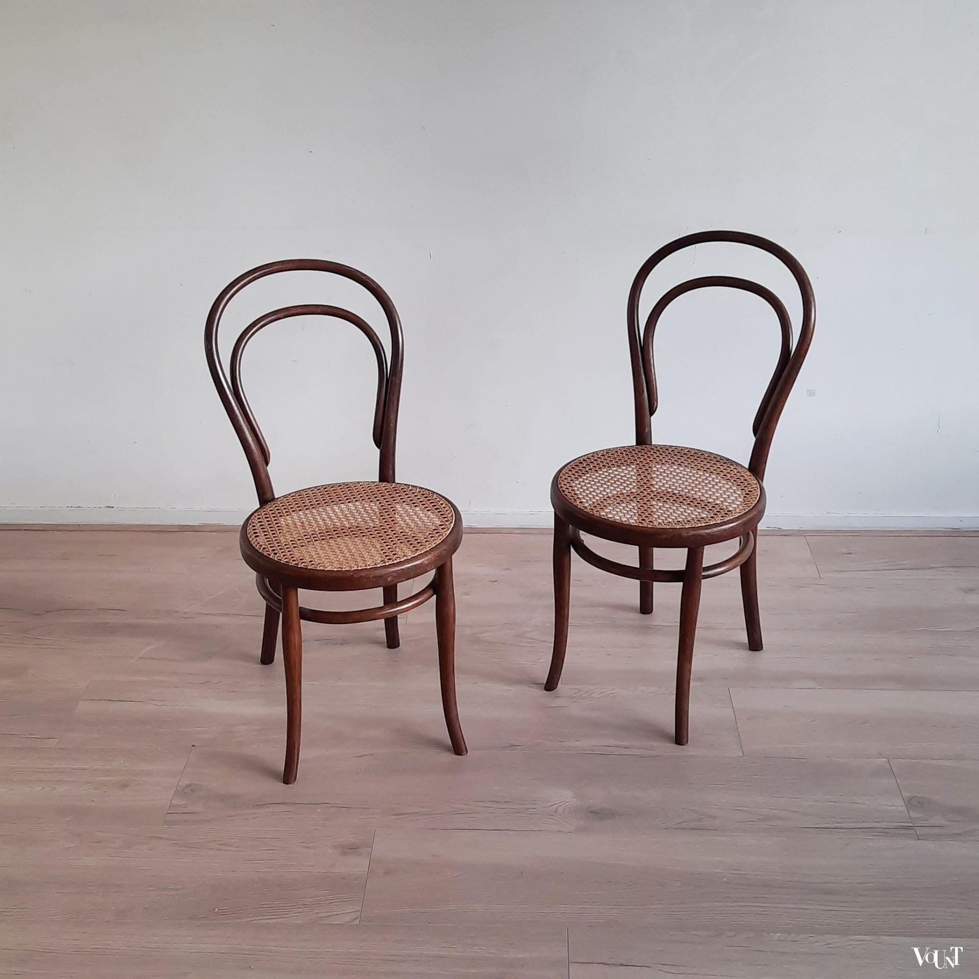 Set van 2 originele Thonet stoelen nr. 14, ca. 1910