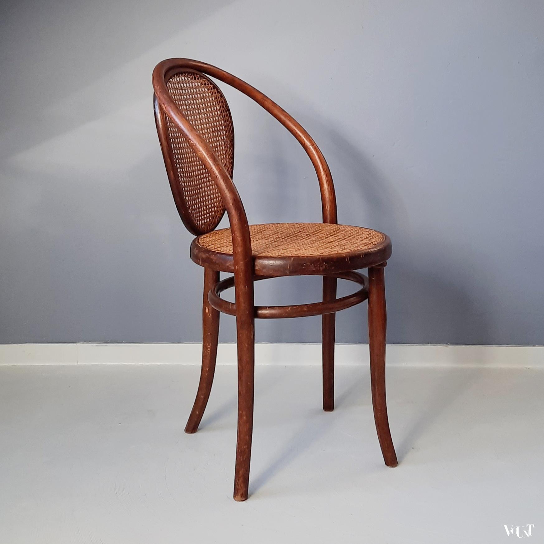 Thonet stoeltje met rotan zitting en rugleuning, rond 1900