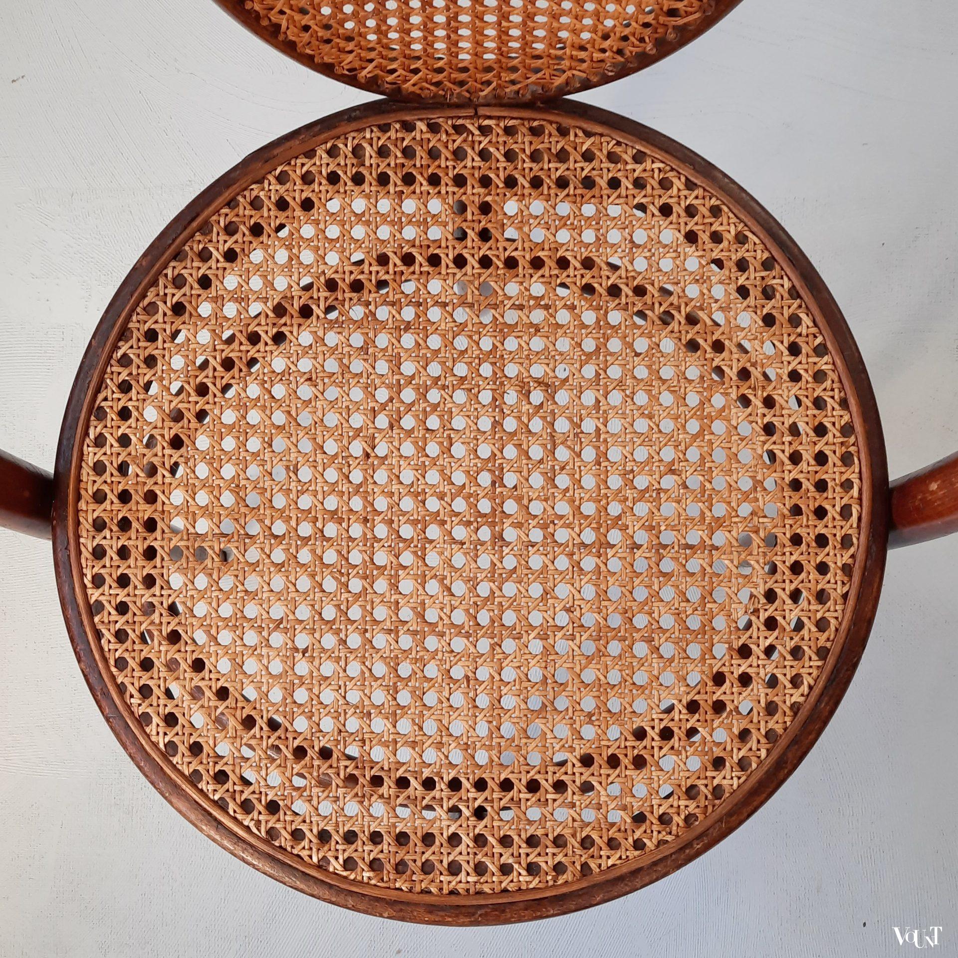 Thonet stoeltje met rotan zitting en rugleuning, rond 1900