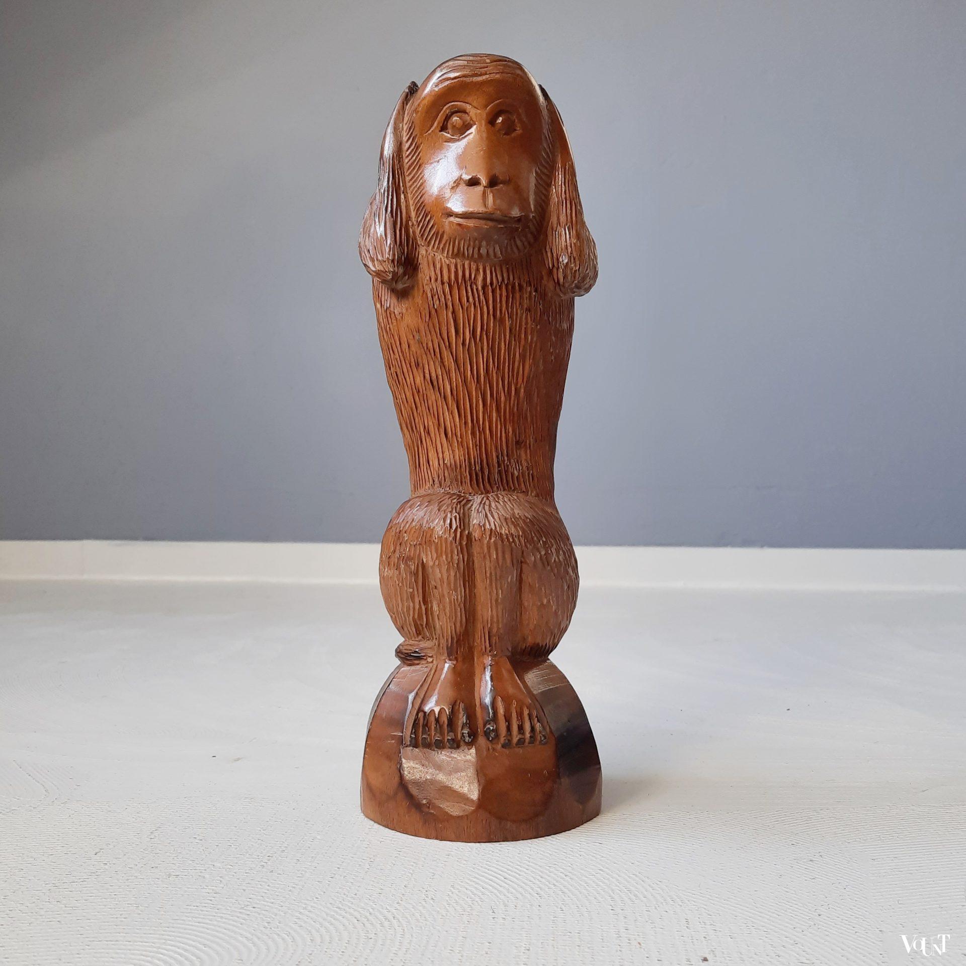 Set van 3 houten apen (horen, zien en zwijgen), 1e helft 20e eeuw