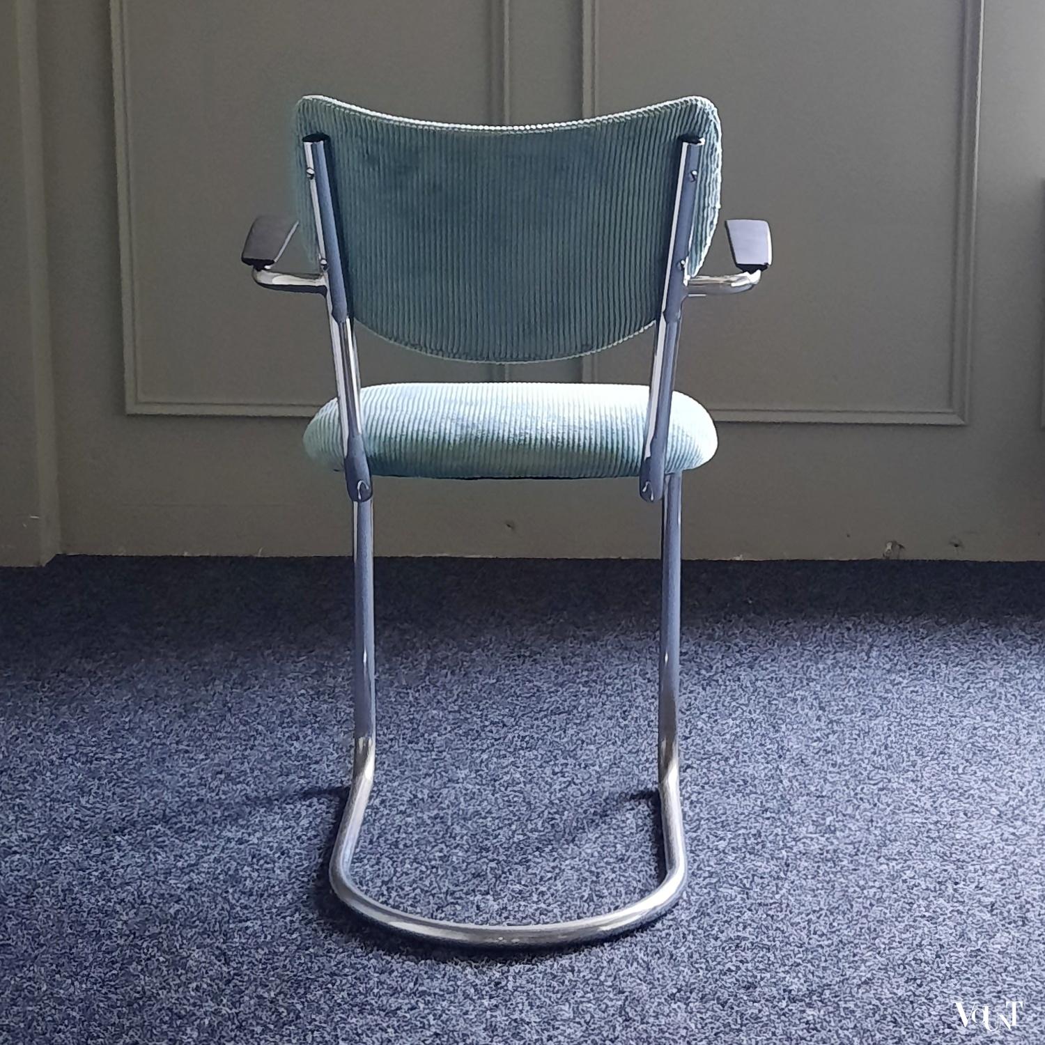 Set van 2 stoelen 3011 van Gebr. De Wit (Schiedam), jaren '60