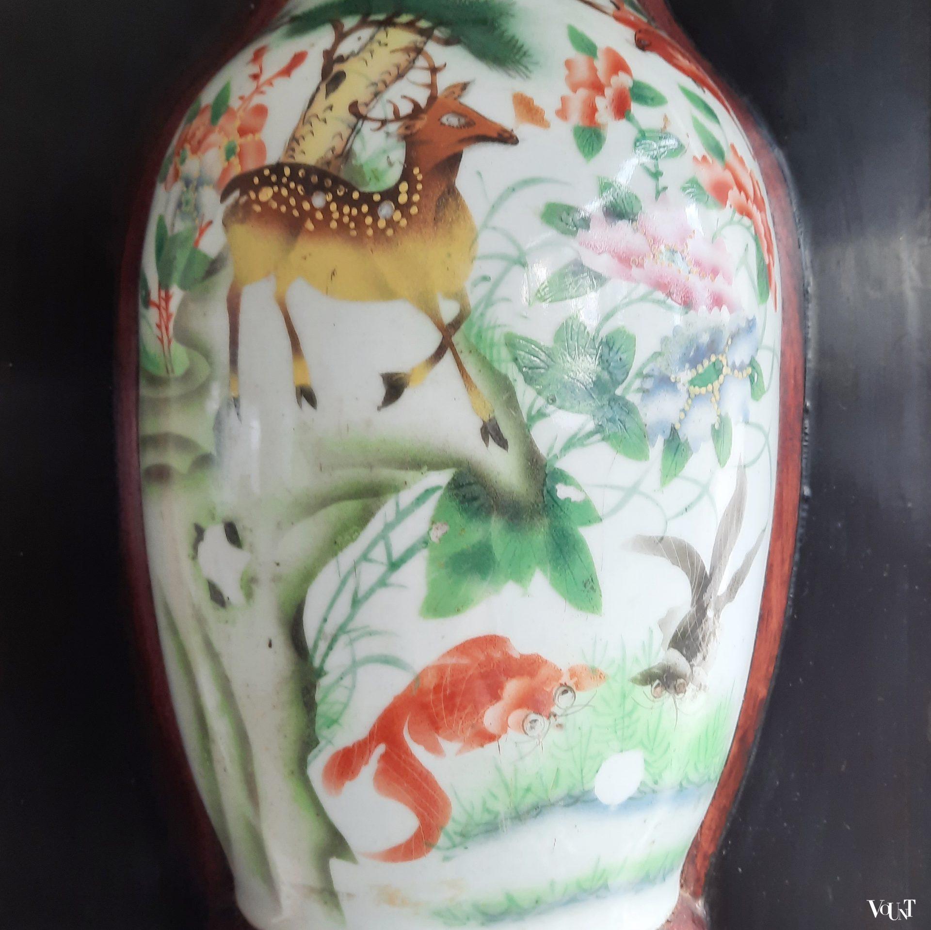 Mid-century Chinese muurvaas op paneel