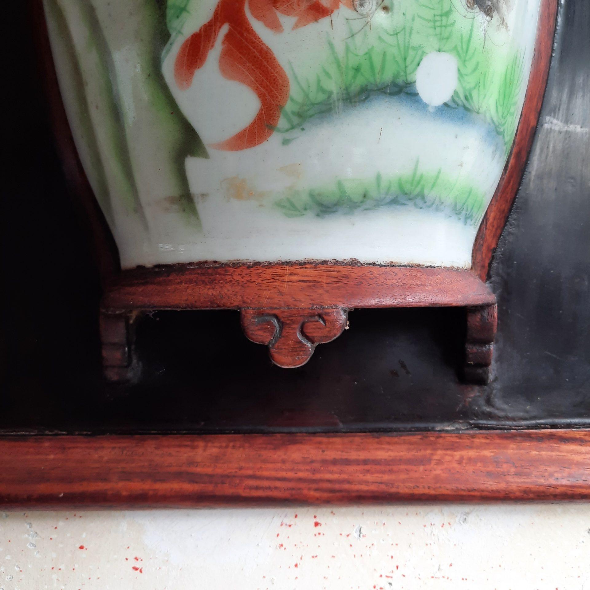 Mid-century Chinese muurvaas op paneel