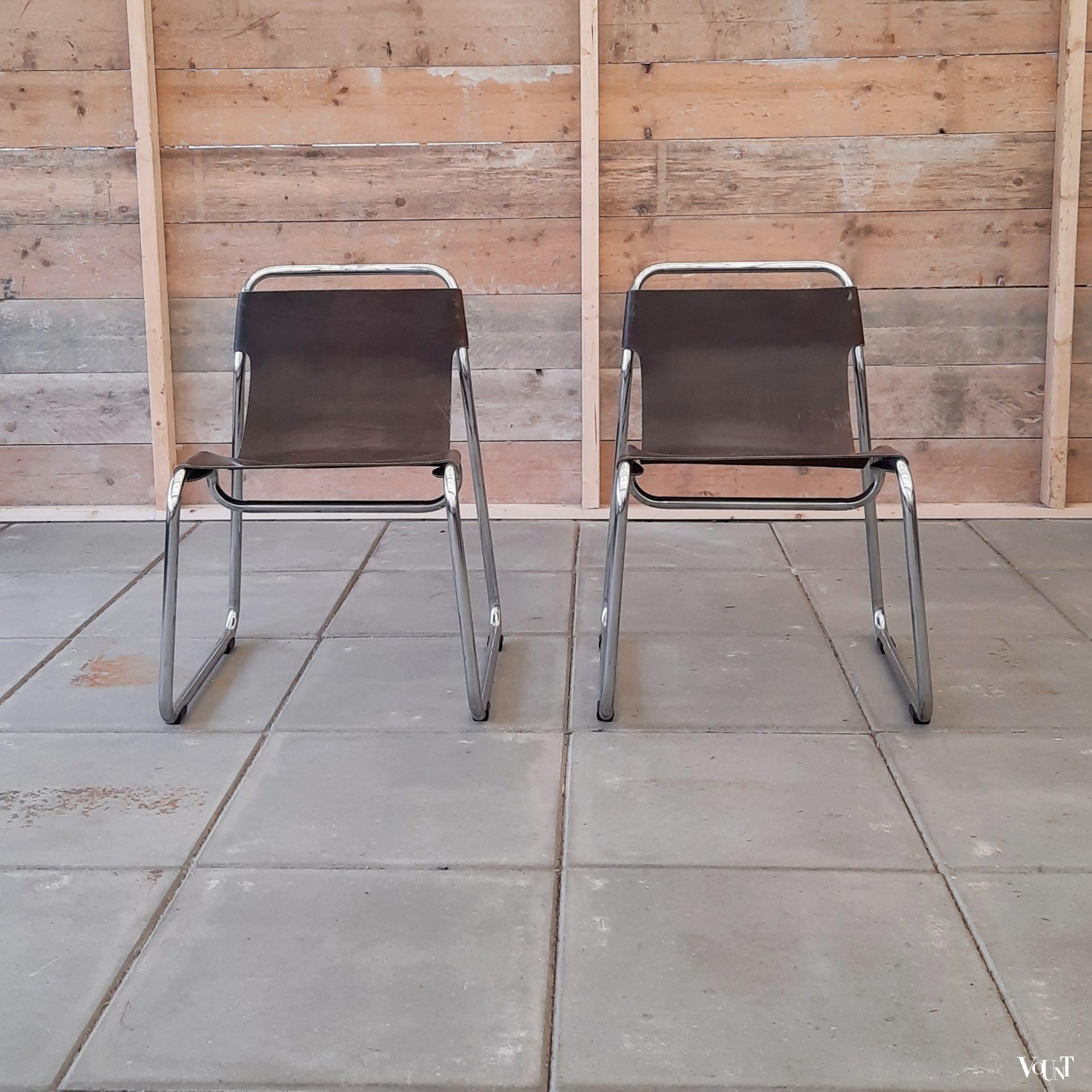 Set van 2 mid-century buisframe stoelen / tubular sling chairs met leer