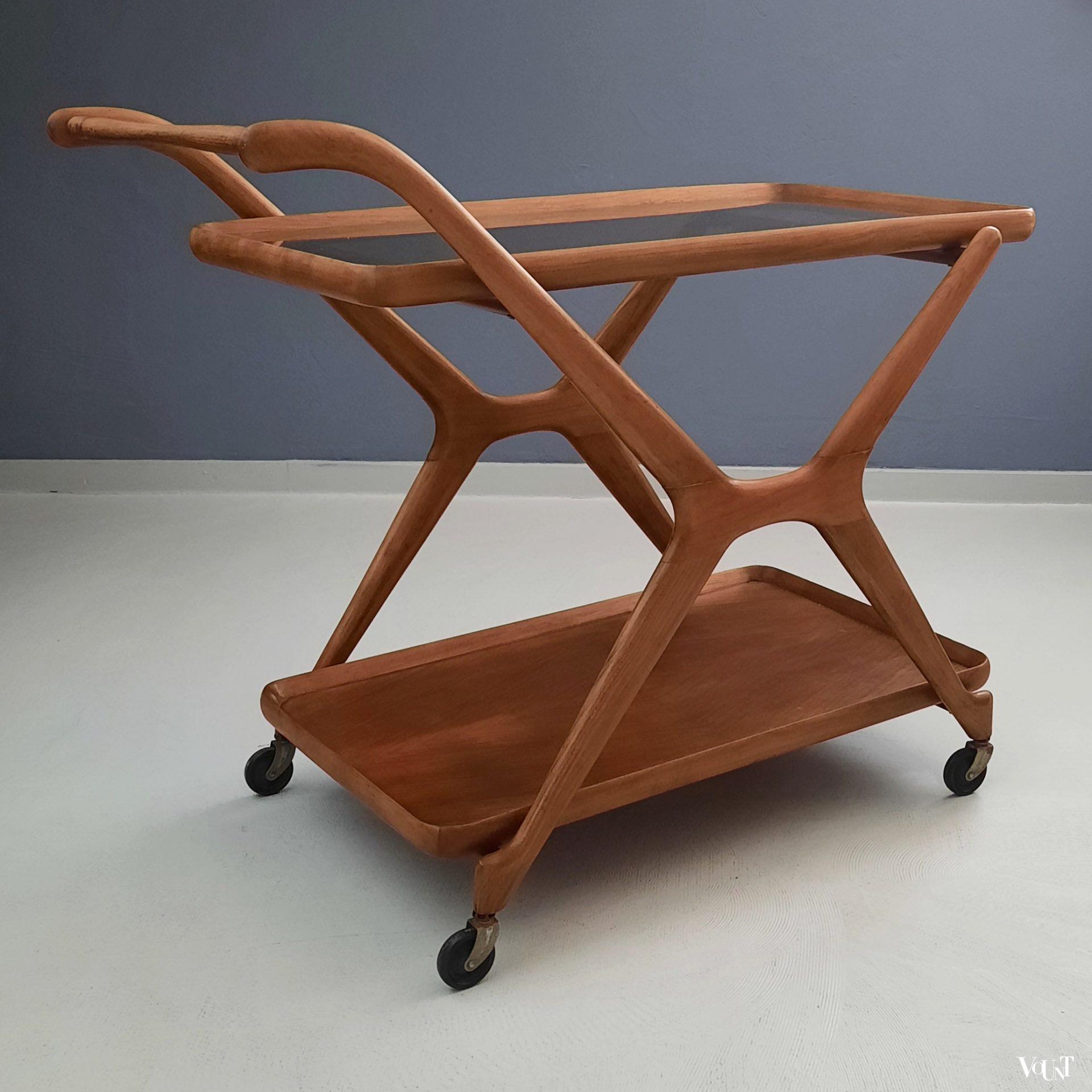 Serveerwagen / serving trolley nr. 942, meubelfabriek De Ster, jaren '50