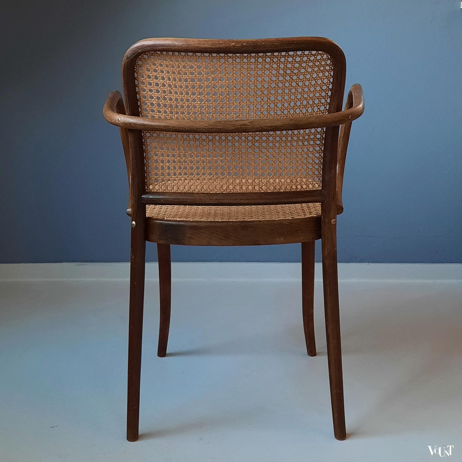 Bruine Praag of 811 stoel, TON, jaren '50/'60