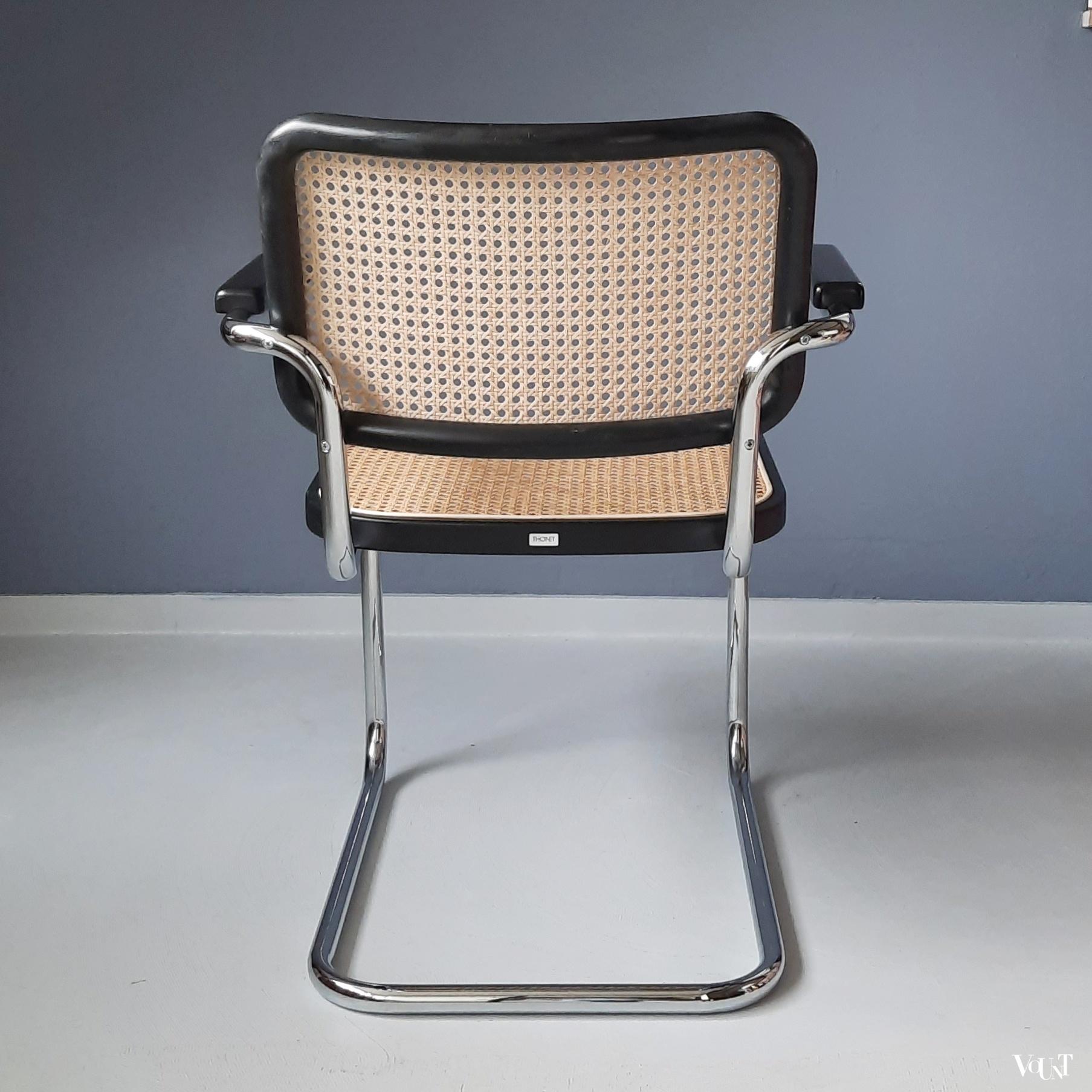 4 of 8 zwarte S64 stoelen, Marcel Breuer voor Thonet, jaren '90