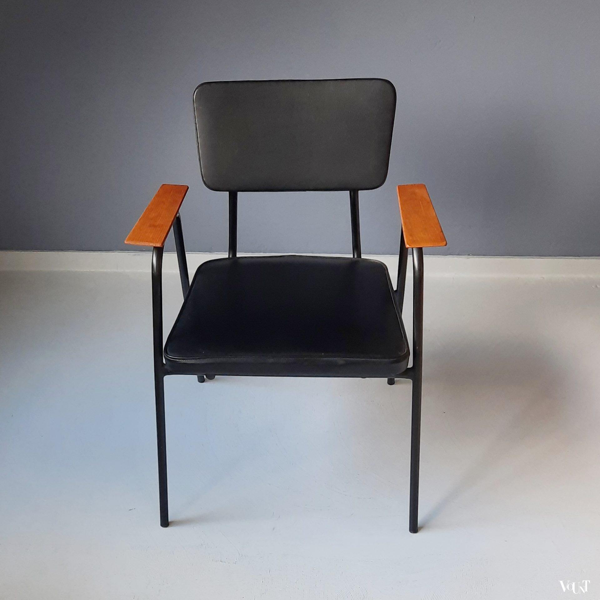 Stoel "M", Pierre Guariche voor Meurop, jaren '60