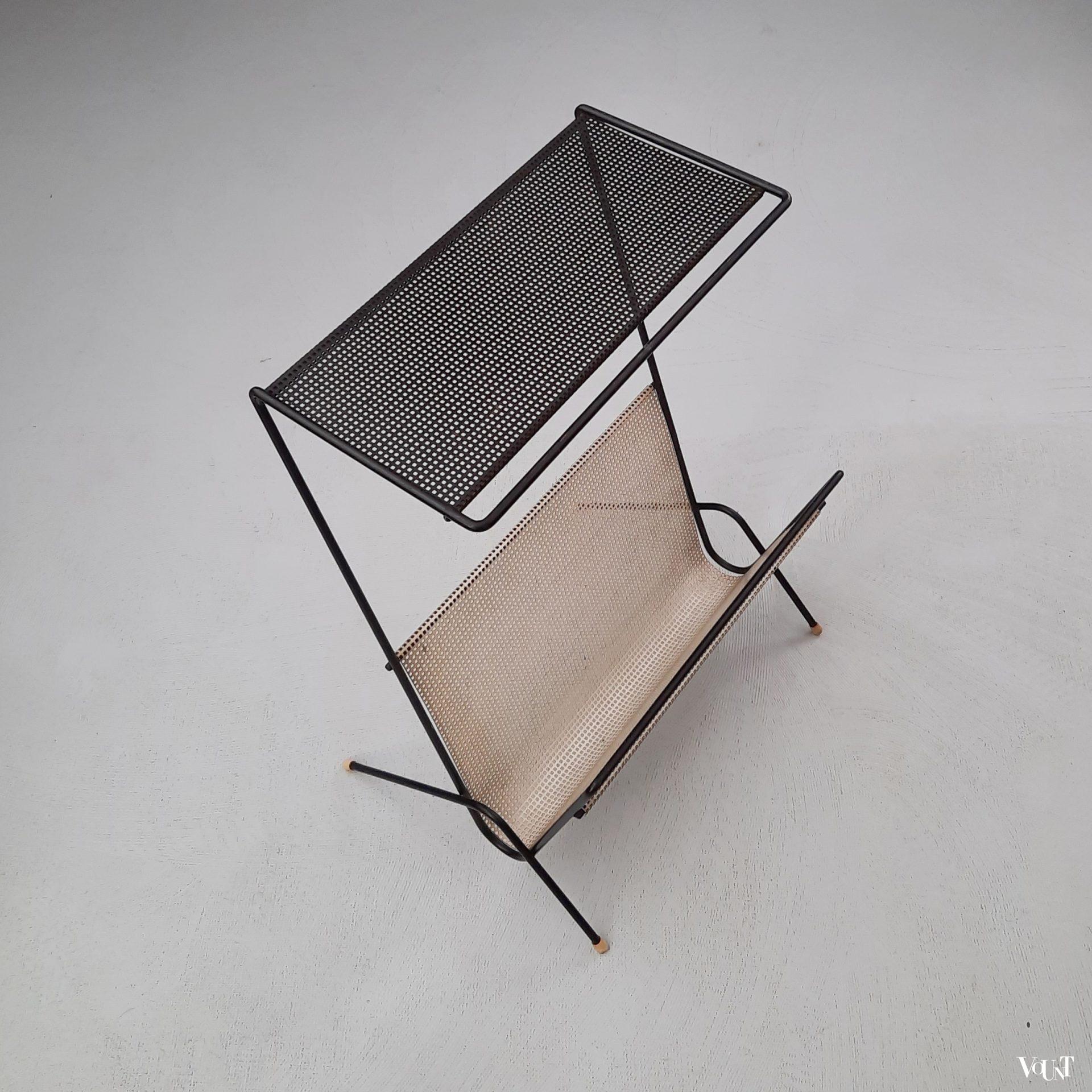 Lectuurrek / tafeltje geperforeerd metaal, Pilastro, jaren '50/'60