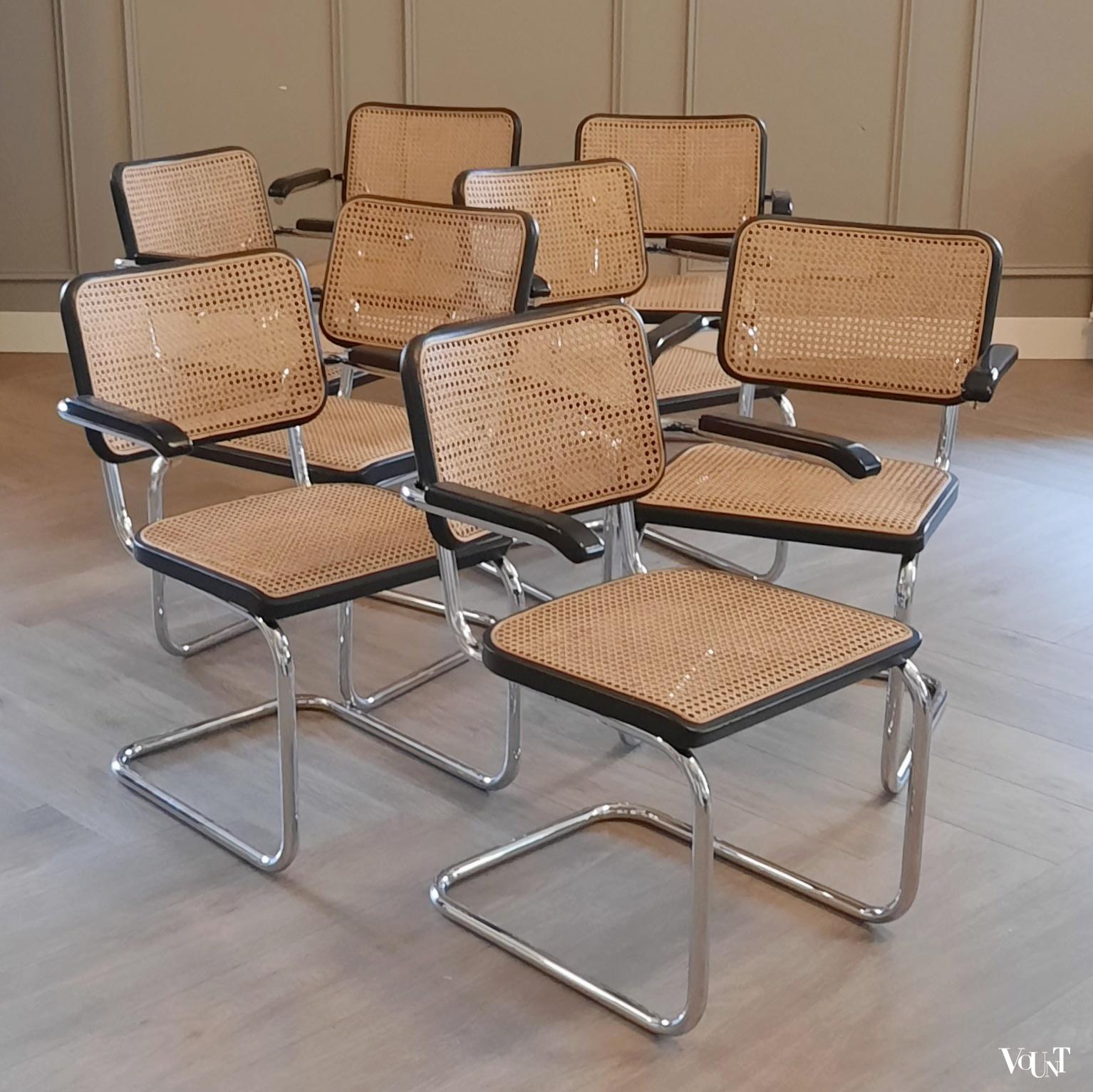 4 of 8 zwarte S64 stoelen, Marcel Breuer voor Thonet, jaren '90