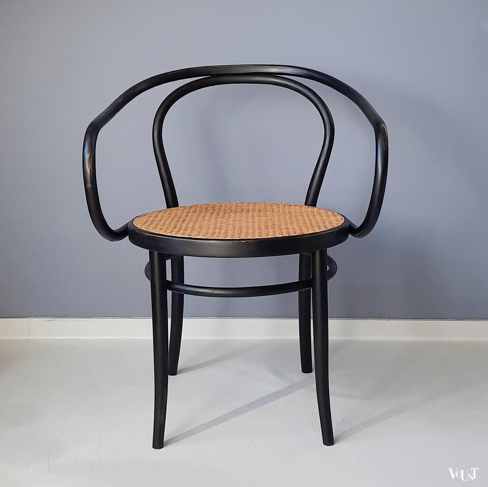 Zwarte 209 stoel, Ligna Drevounia, jaren '60/'70