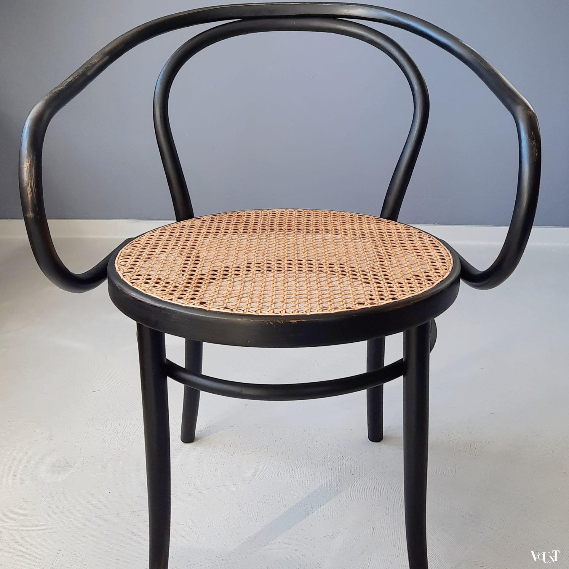 Zwarte 209 stoel, Ligna Drevounia, jaren '60/'70