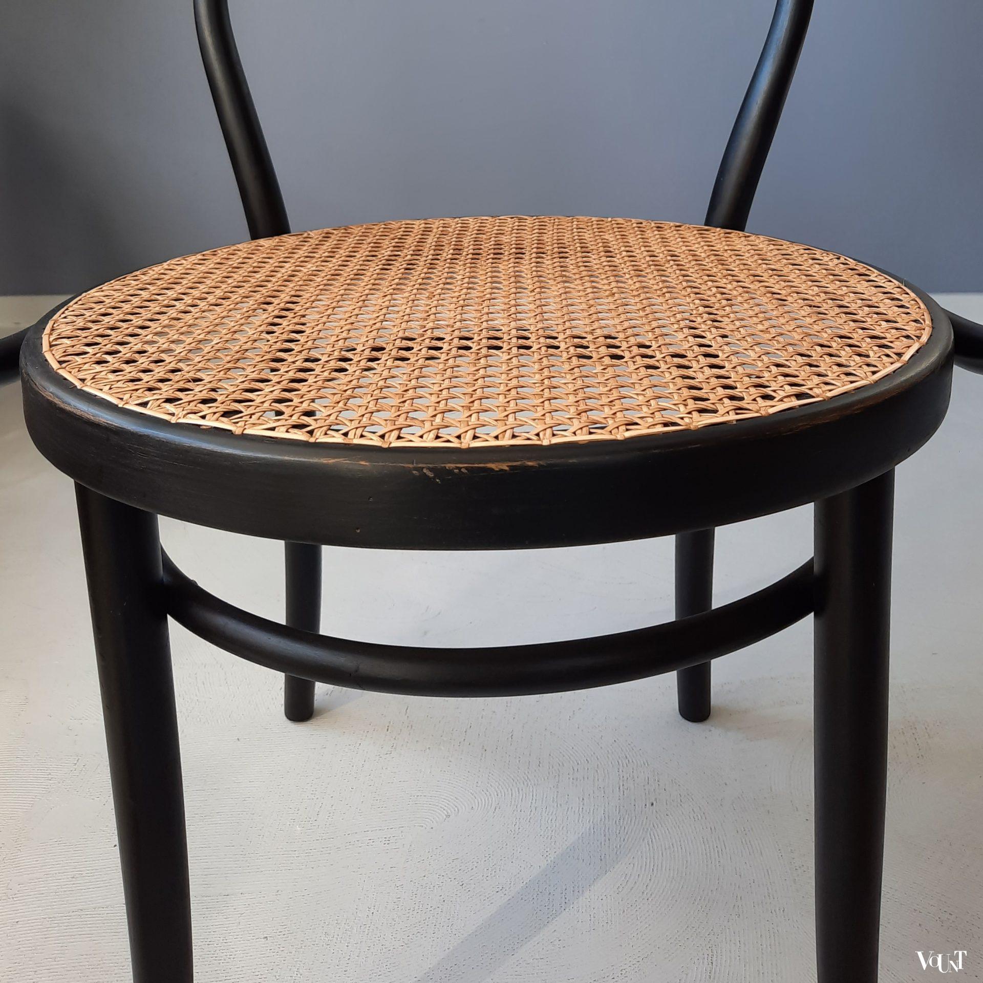 Zwarte 209 stoel, Ligna Drevounia, jaren '60/'70