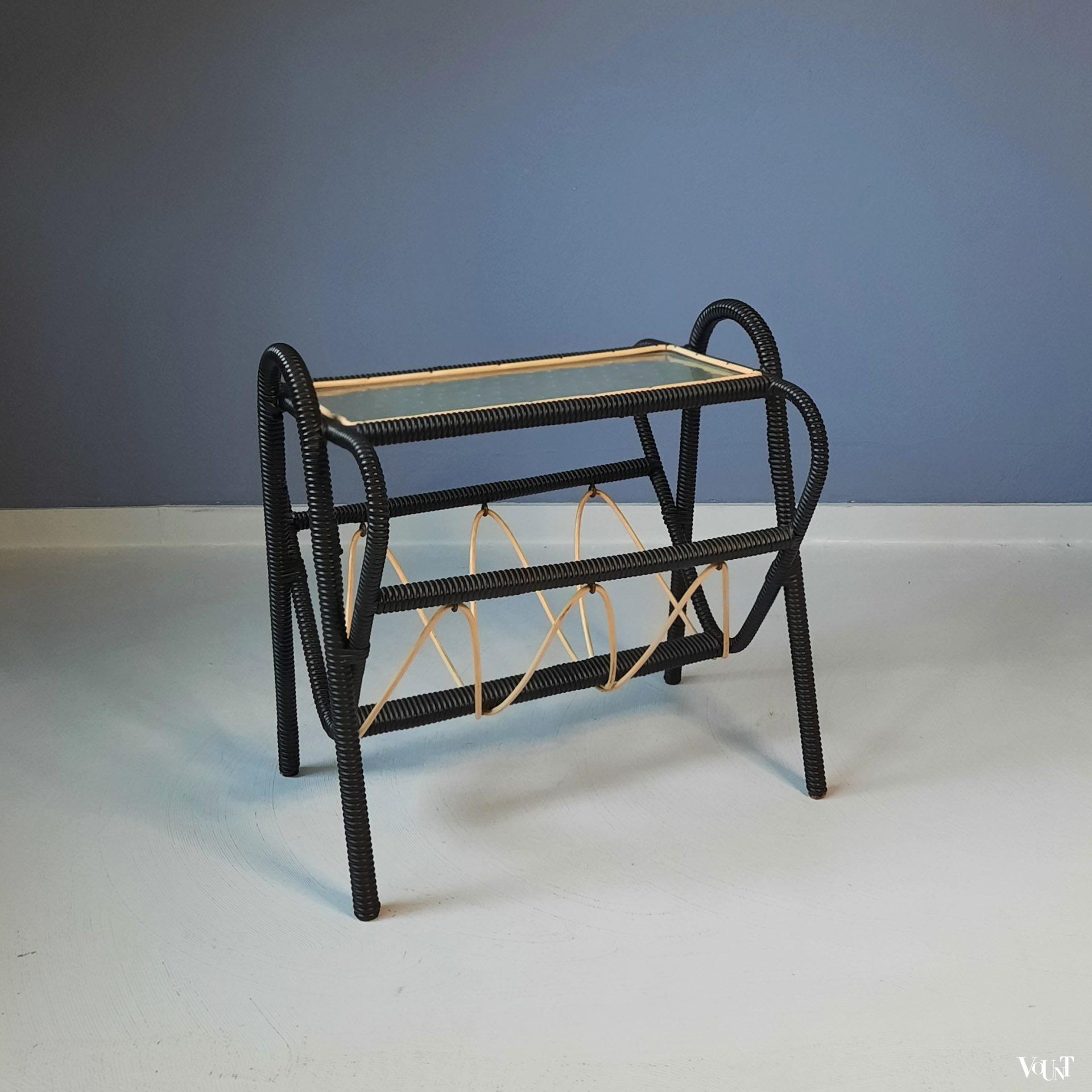 Tijdschriftenhouder / tafeltje scoubidou, jaren '50