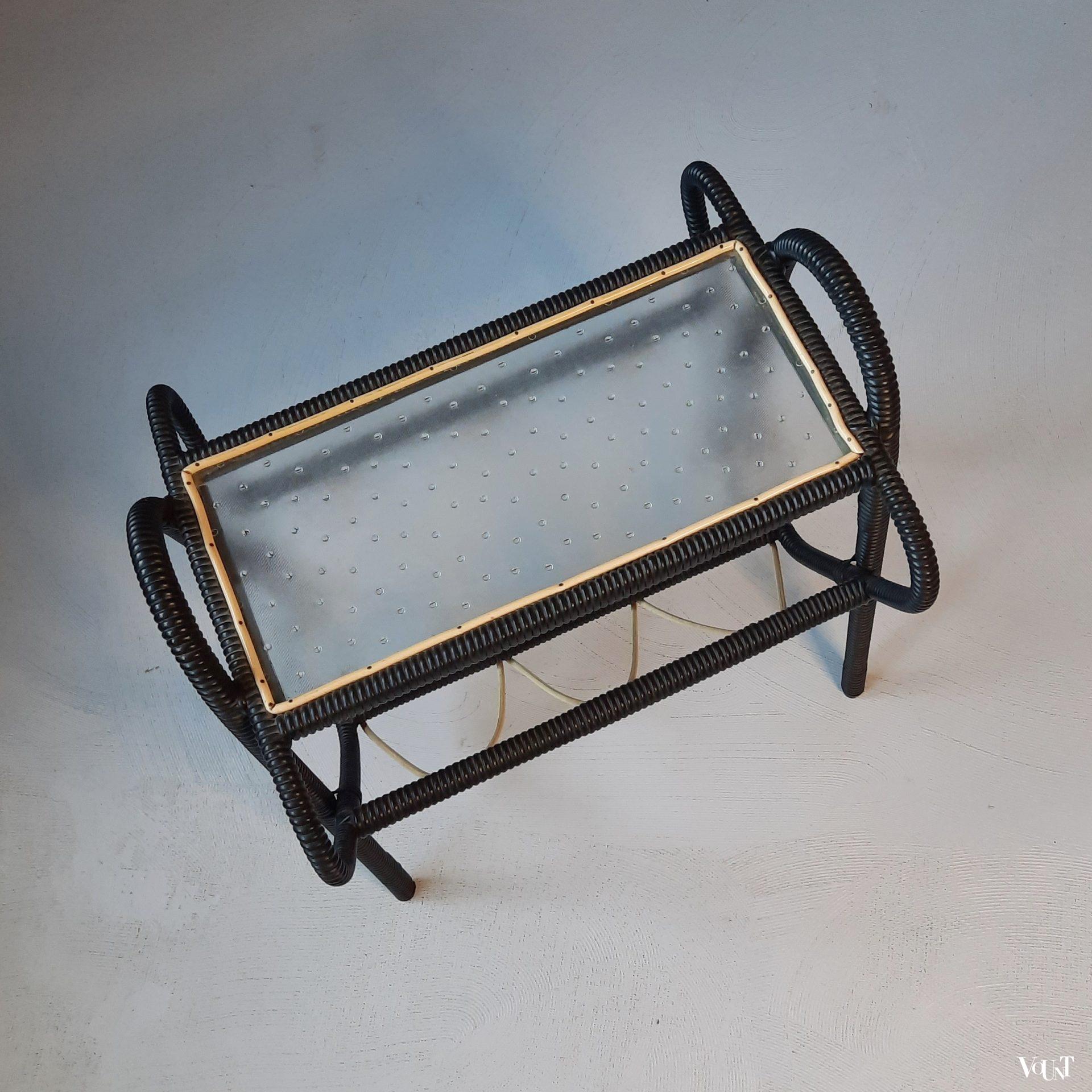 Tijdschriftenhouder / tafeltje scoubidou, jaren '50