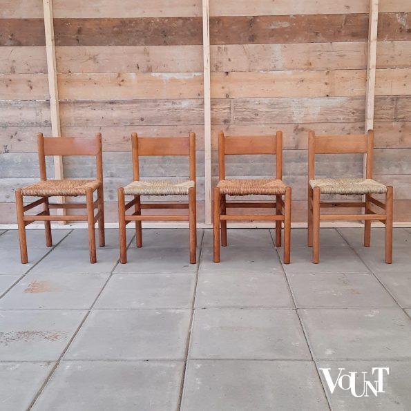 Set van 4 eettafelstoelen met biezen zitting, J.W. van Heuvel voor Ad Vorm, jaren '60
