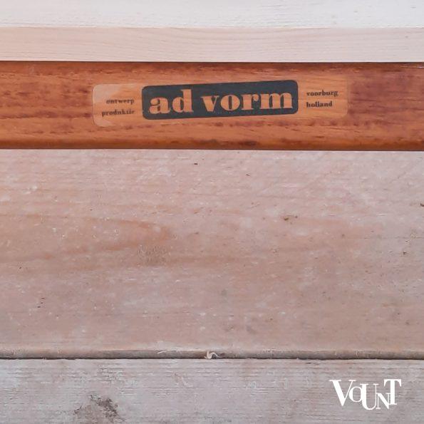 Set van 4 eettafelstoelen met biezen zitting, J.W. van Heuvel voor Ad Vorm, jaren '60
