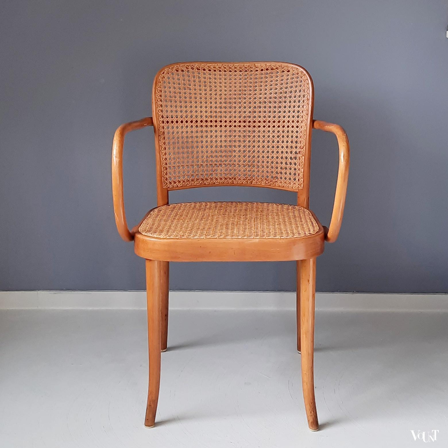 Set van 2 Praag of 811 stoelen, Josef Hoffmann voor Thonet/Ligna, jaren '50