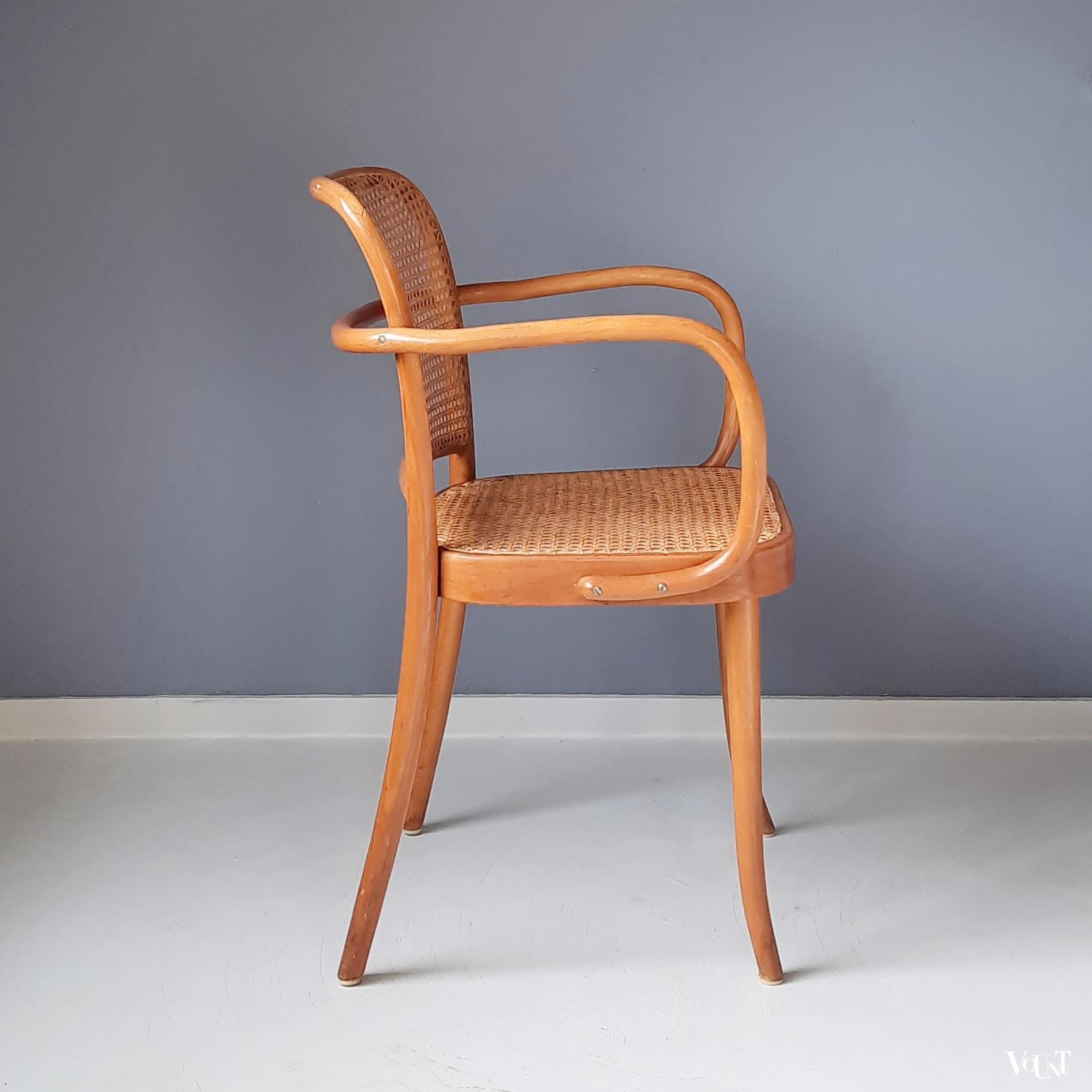 Set van 2 Praag of 811 stoelen, Josef Hoffmann voor Thonet/Ligna, jaren '50