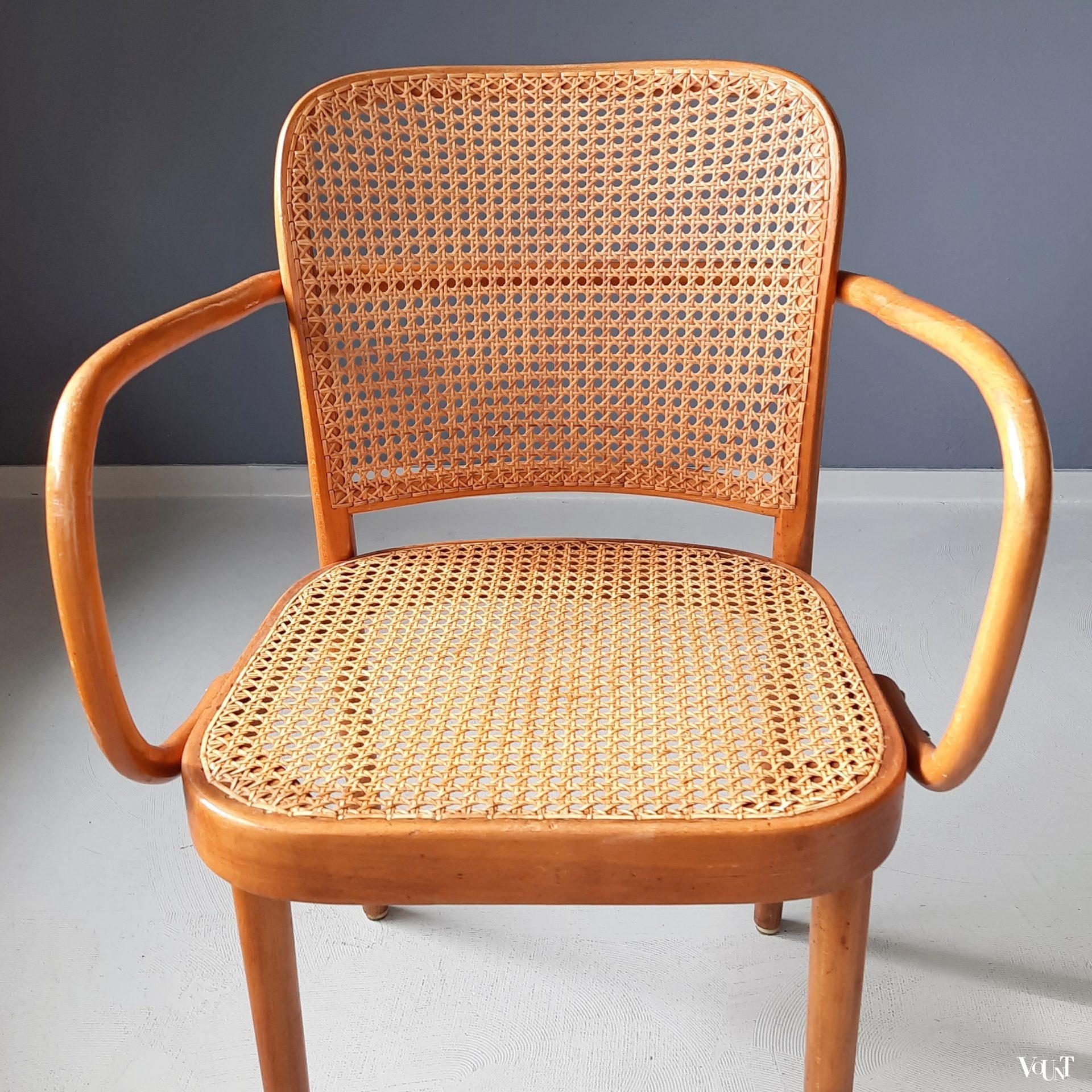 Set van 2 Praag of 811 stoelen, Josef Hoffmann voor Thonet/Ligna, jaren '50