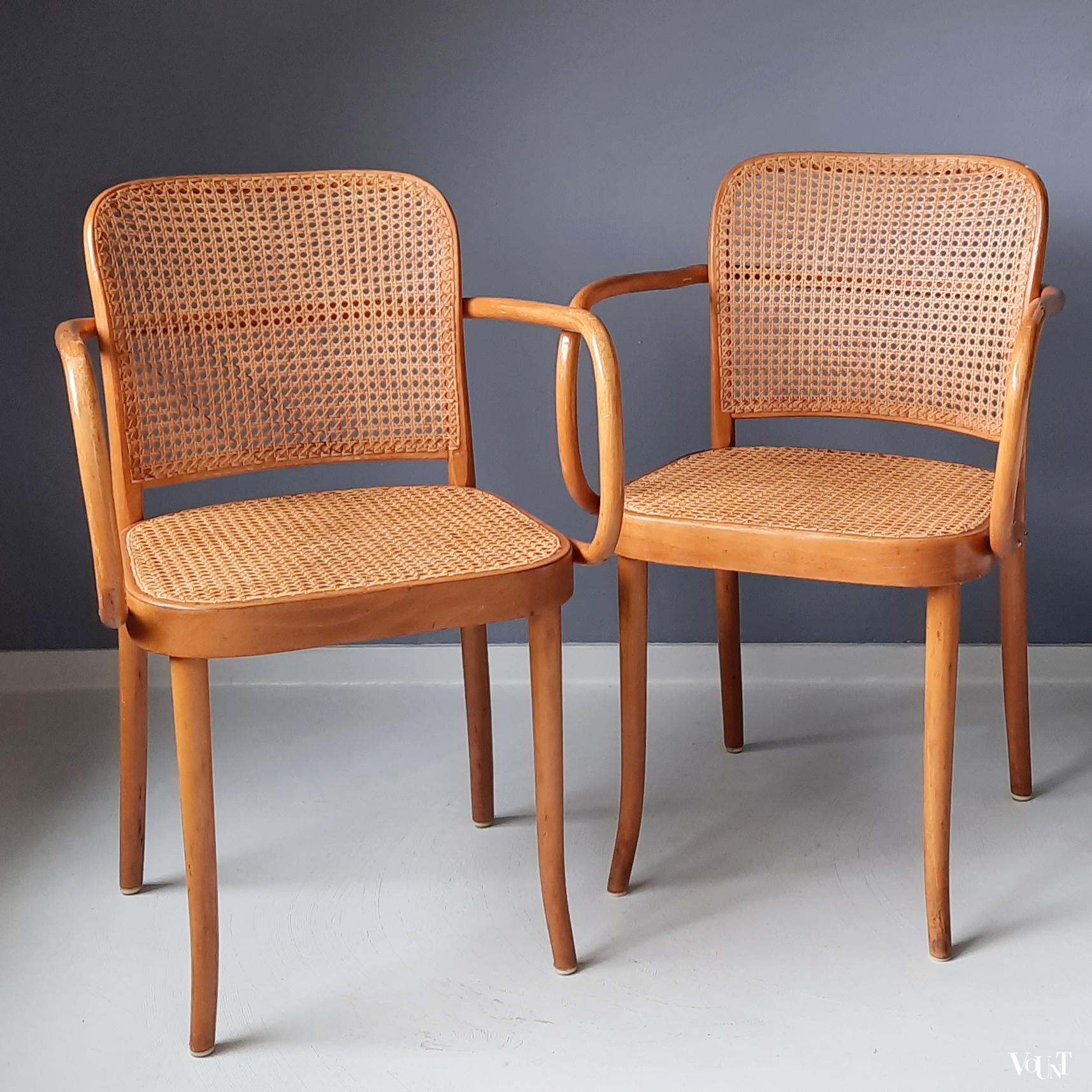 Set van 2 Praag of 811 stoelen, Josef Hoffmann voor Thonet/Ligna, jaren '50