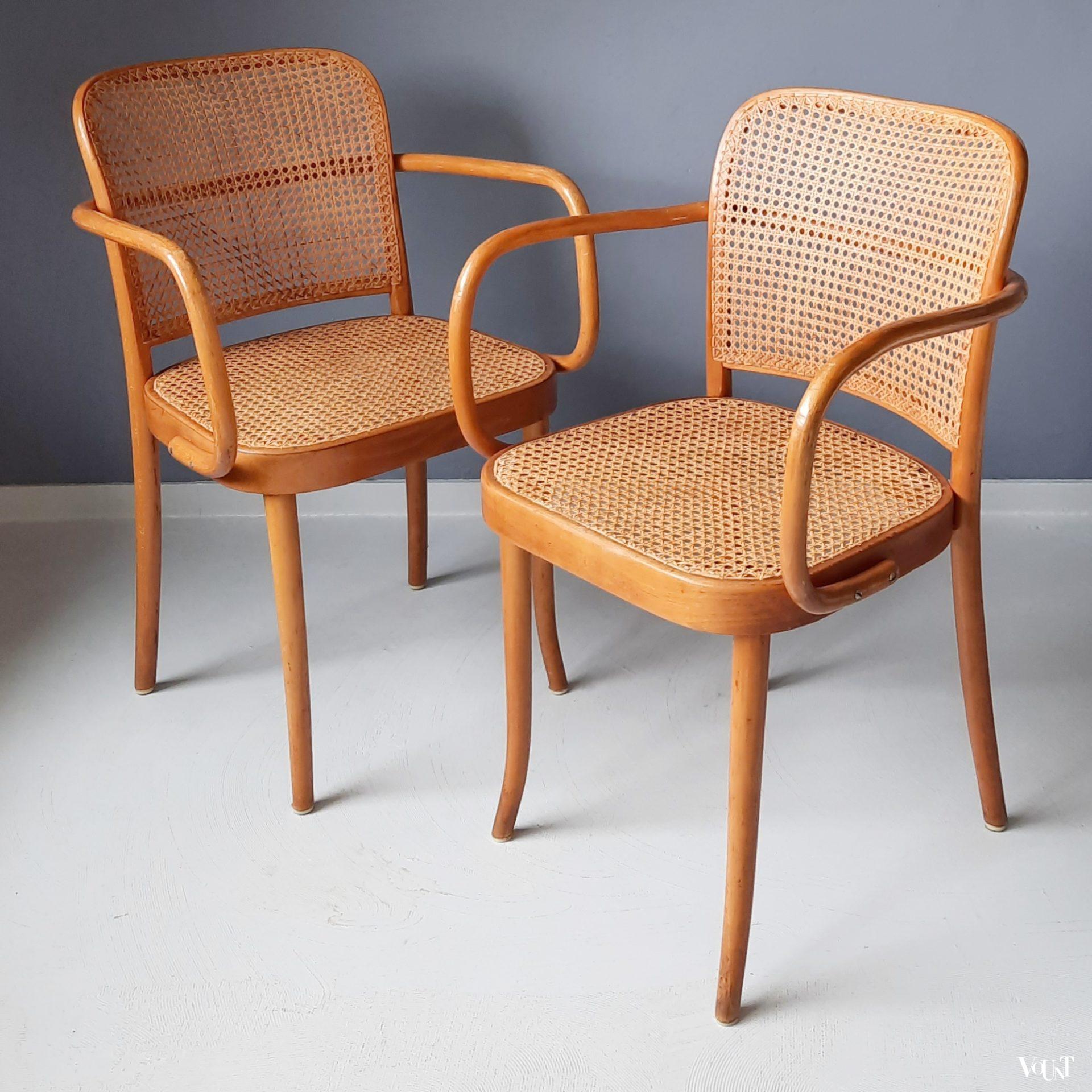 Set van 2 Praag of 811 stoelen, Josef Hoffmann voor Thonet/Ligna, jaren '50