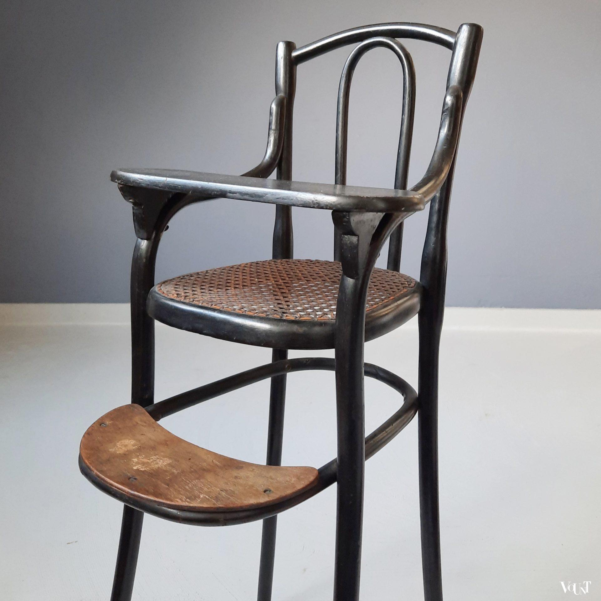 Antieke poppenstoel / Speisesessel nr. 2, Thonet, rond 1900