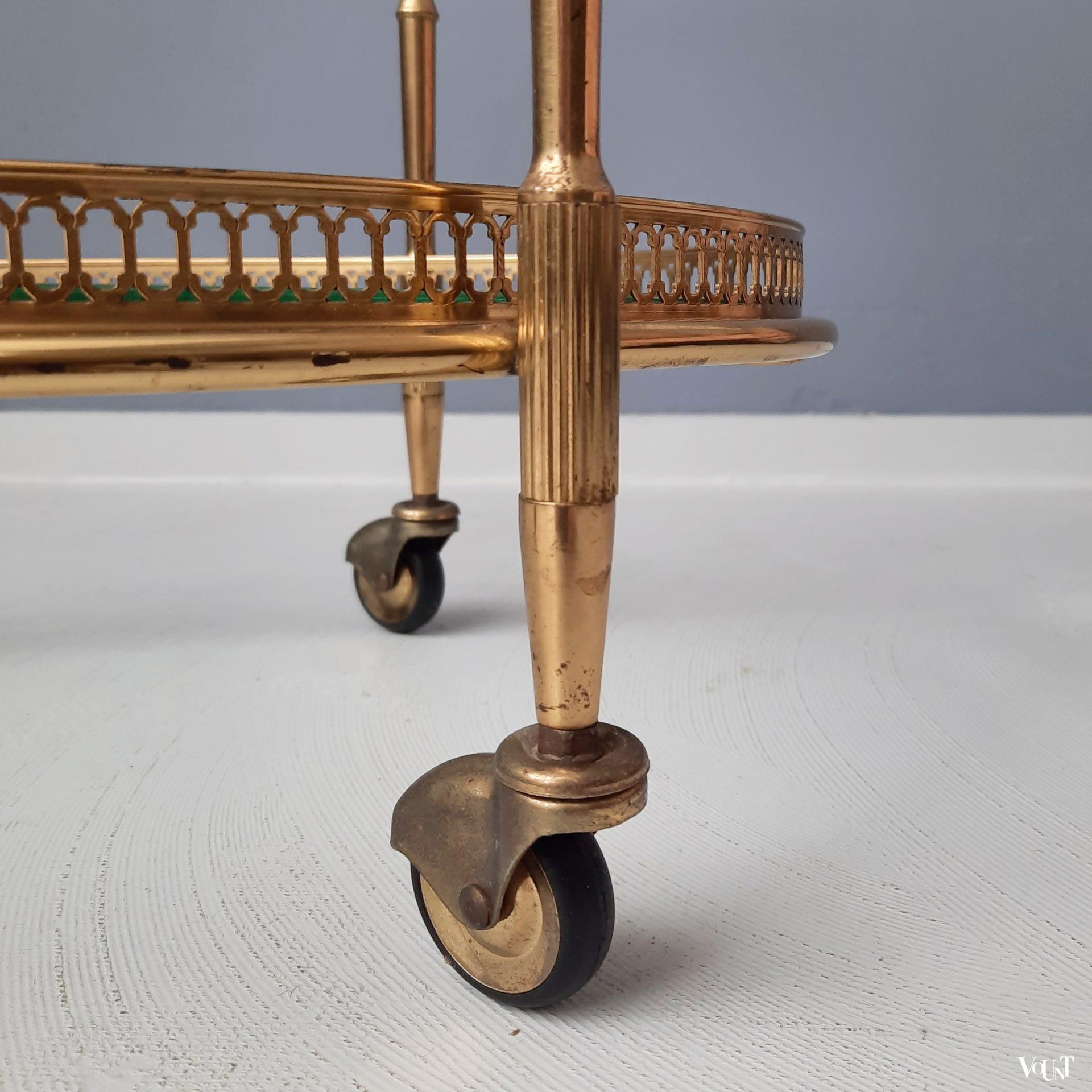 Ovale messing trolley / bar cart met glasplaten, jaren '60