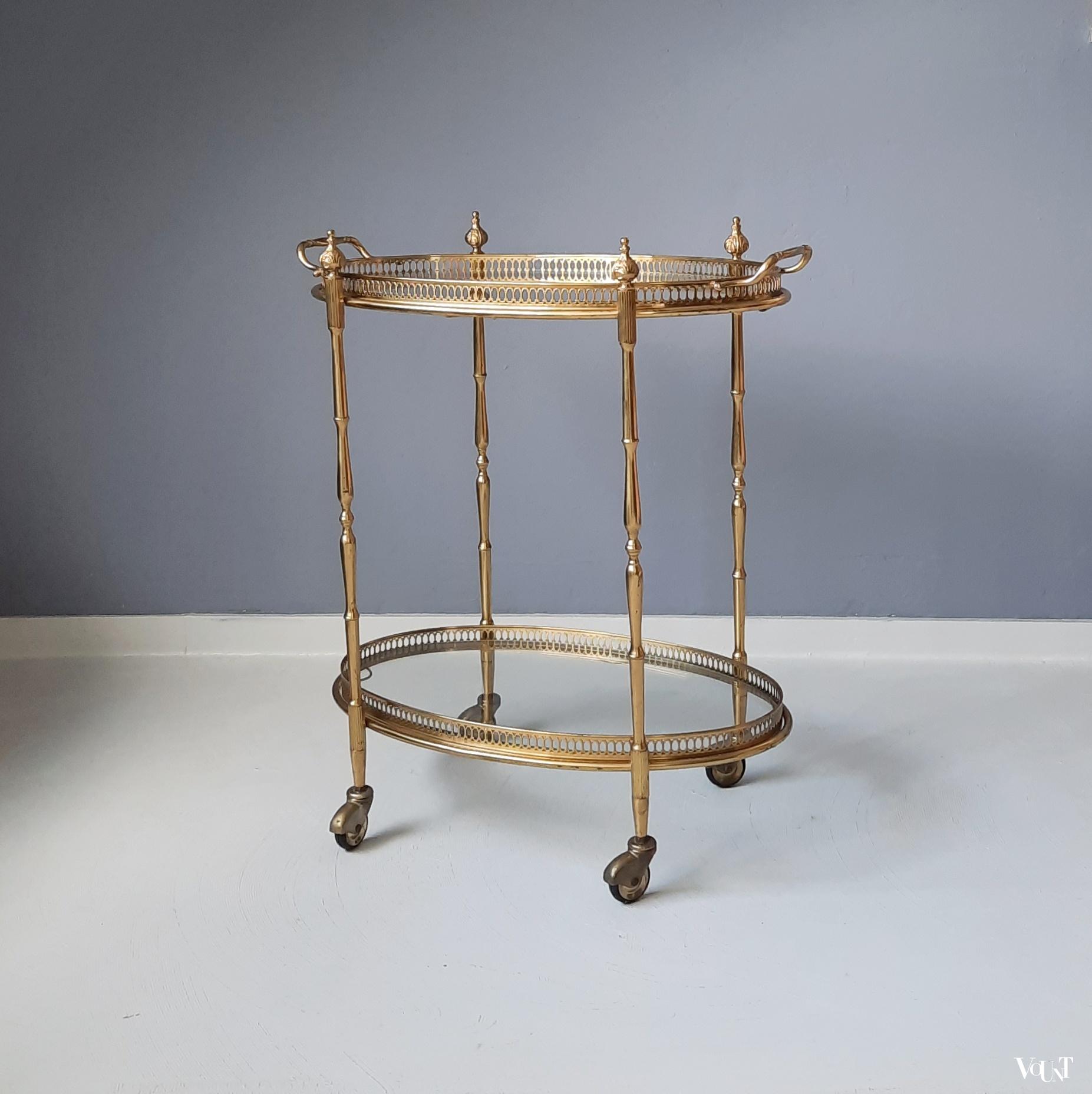 Ovale messing trolley / bar cart met glasplaten, jaren '60